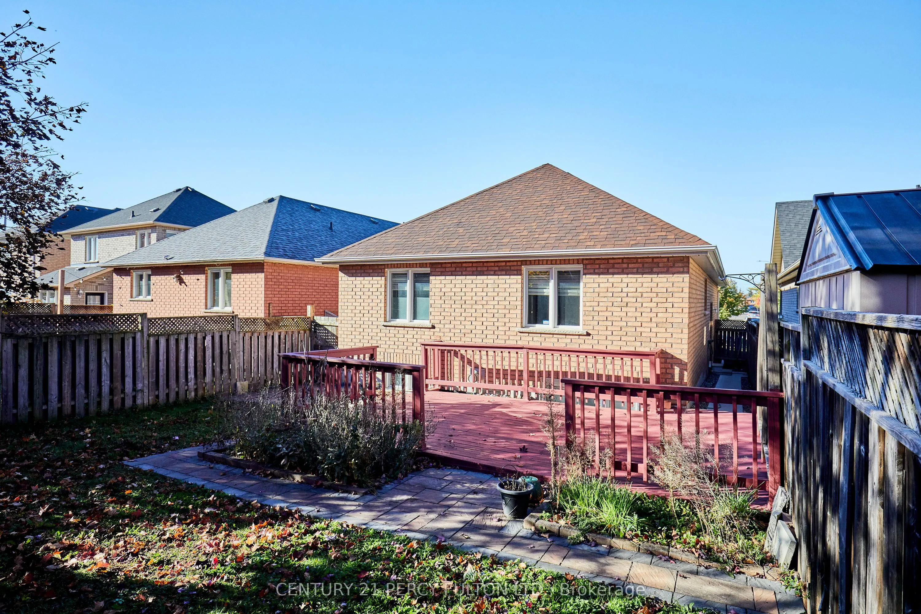 7 Bridlewood Boulevard