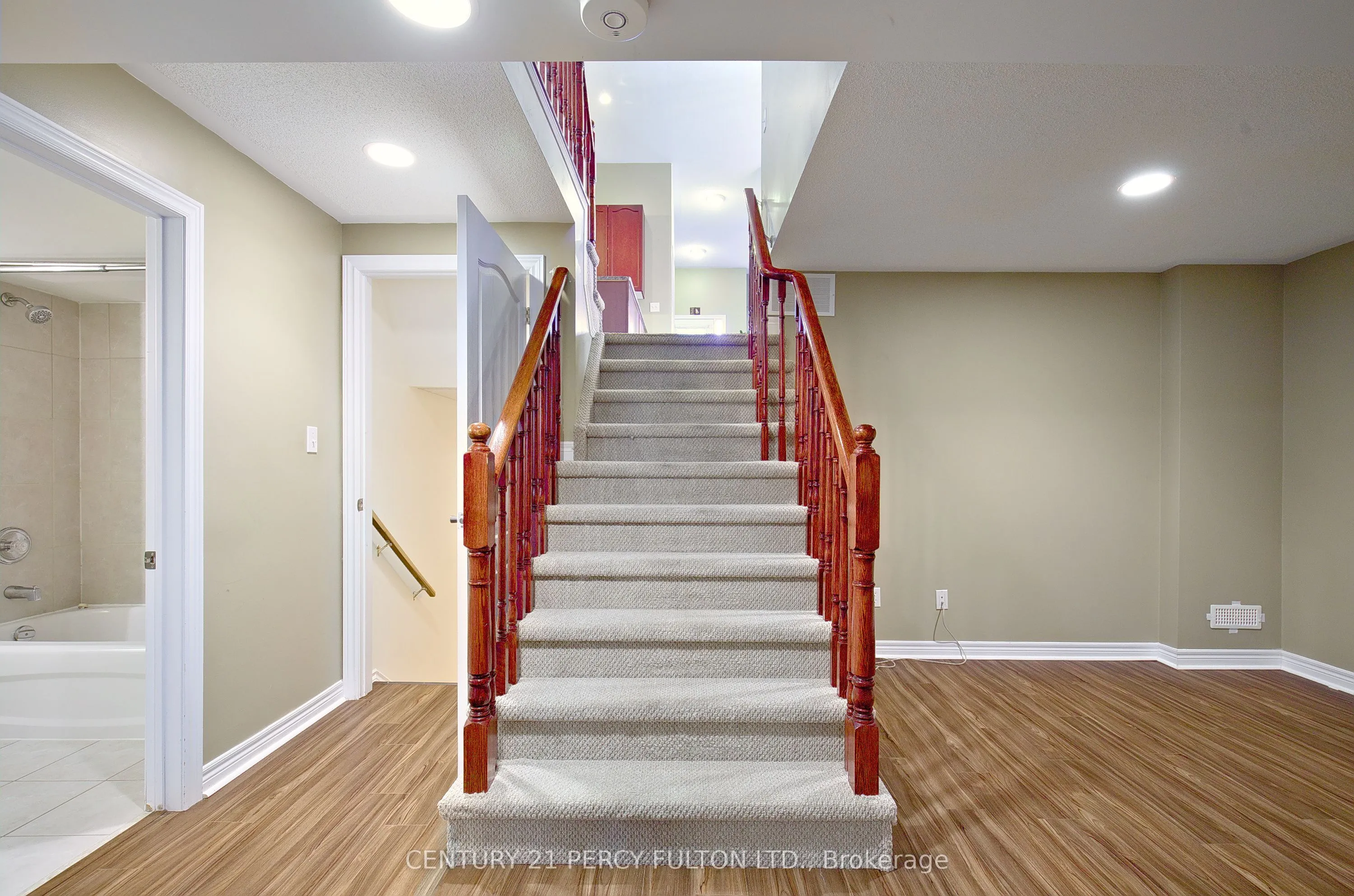 7 Bridlewood Boulevard
