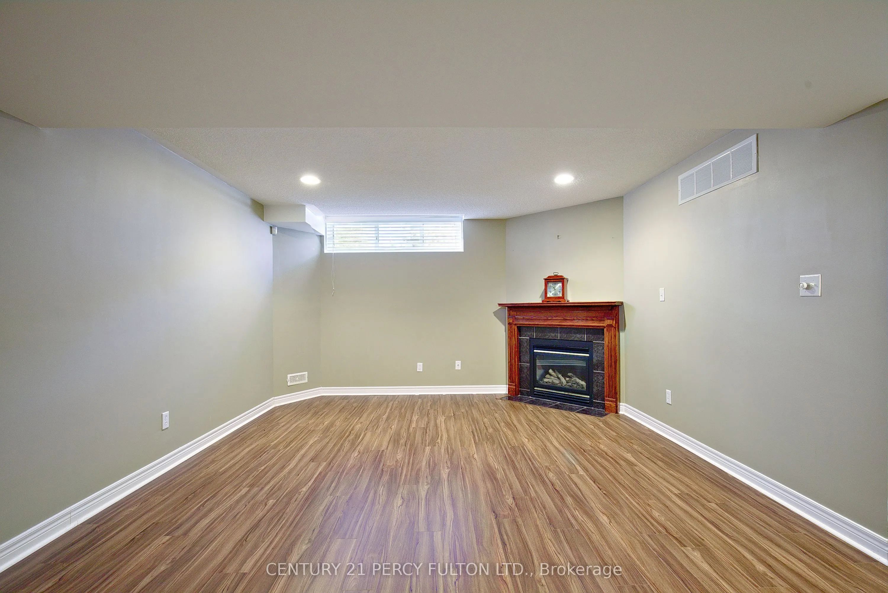 7 Bridlewood Boulevard