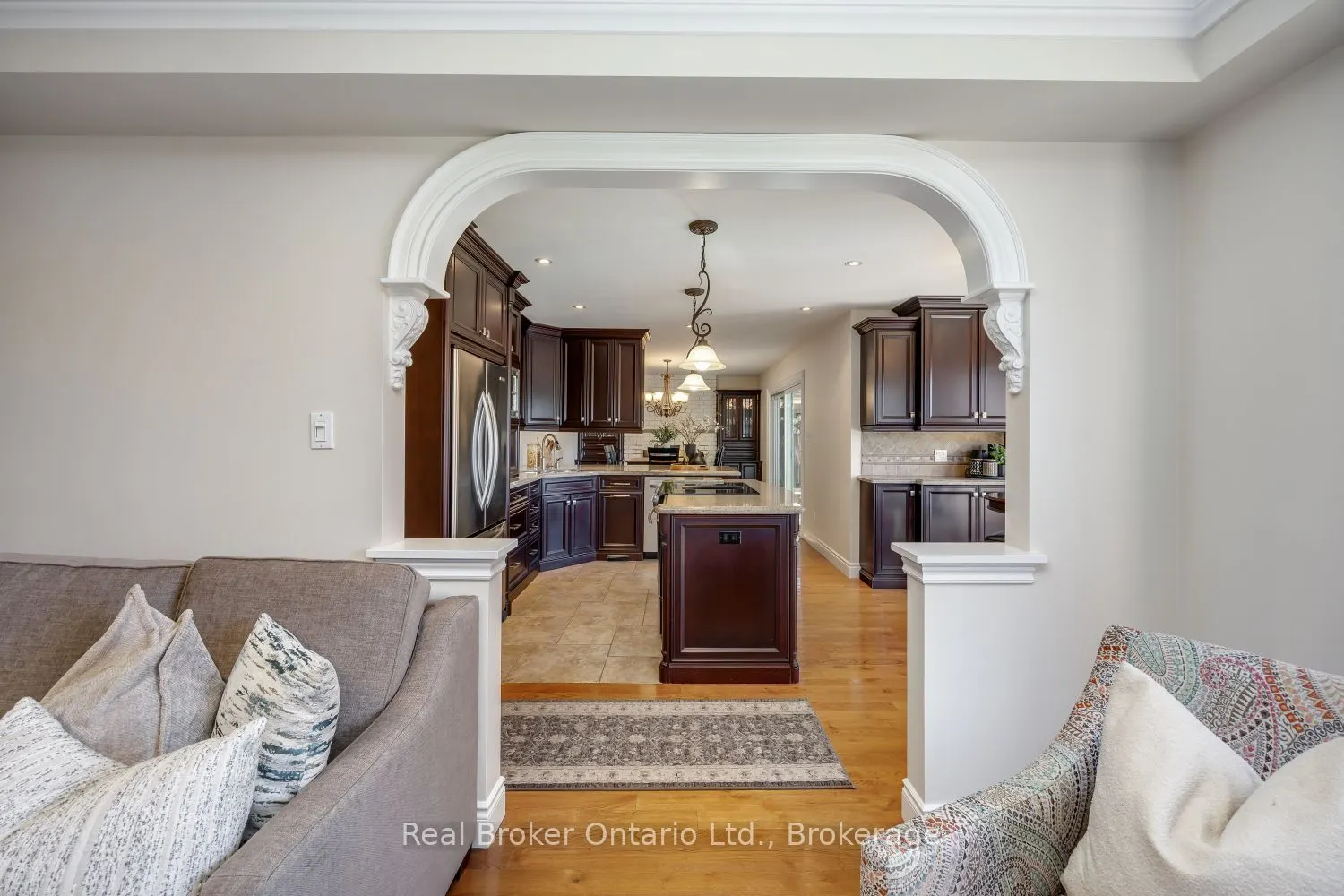 550 Crimson Court