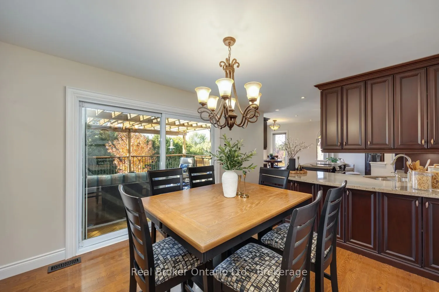 550 Crimson Court