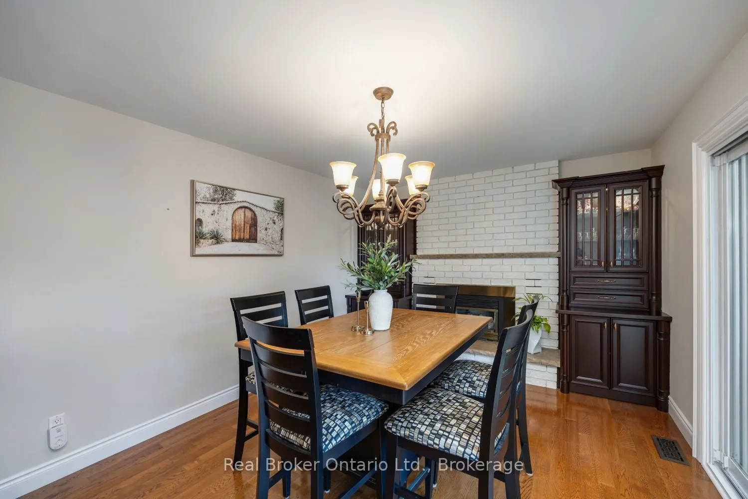 550 Crimson Court