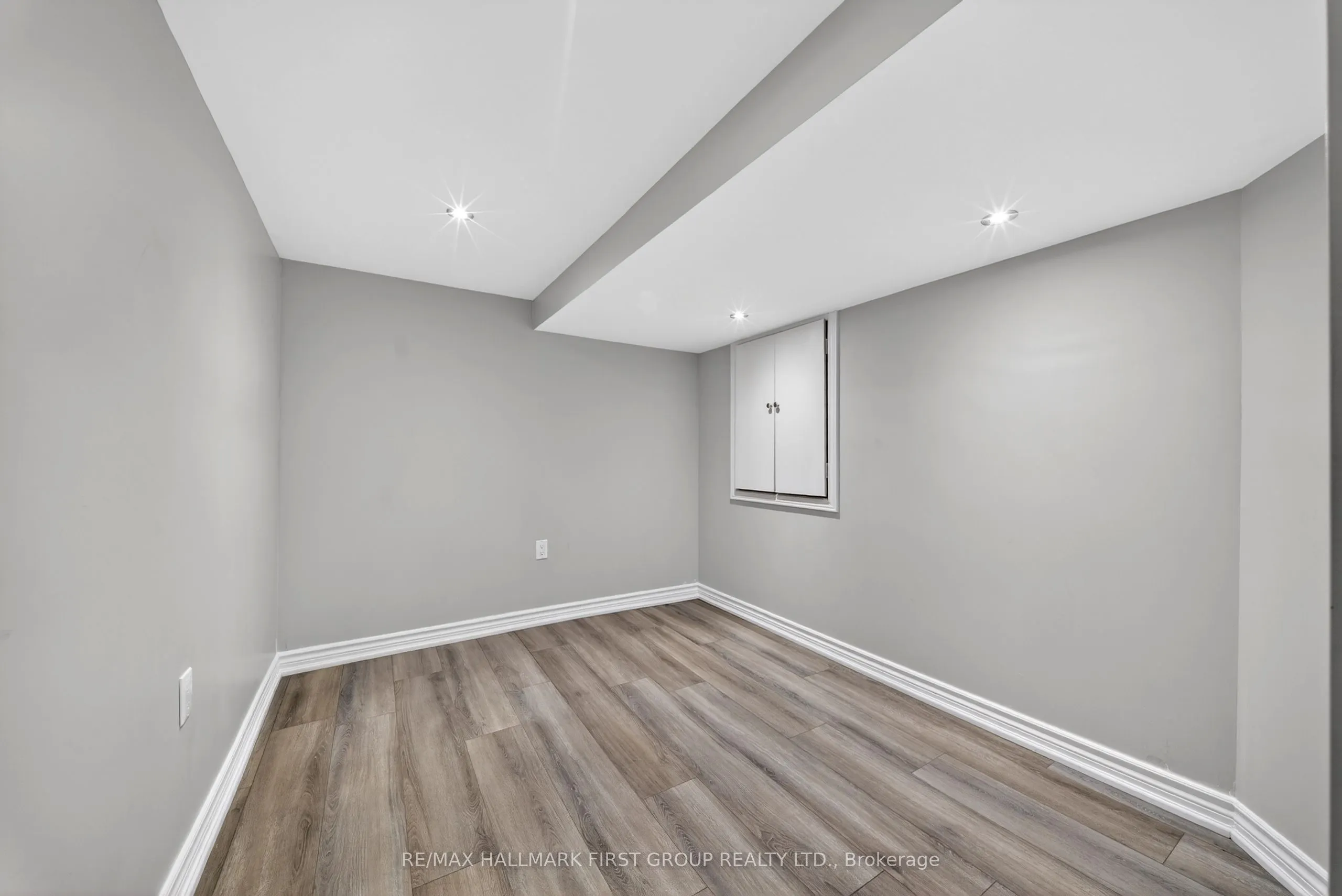 121 Blackwell Crescent