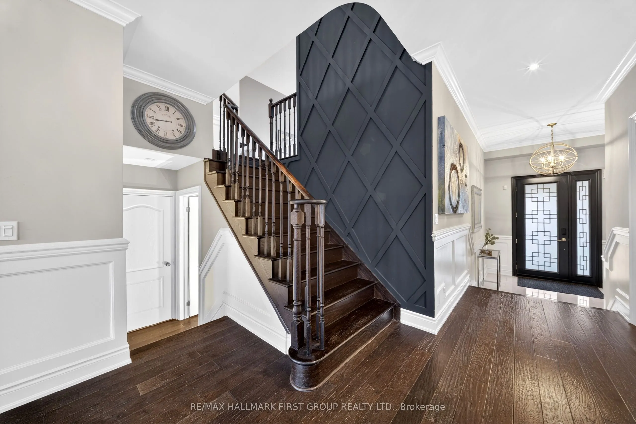 121 Blackwell Crescent