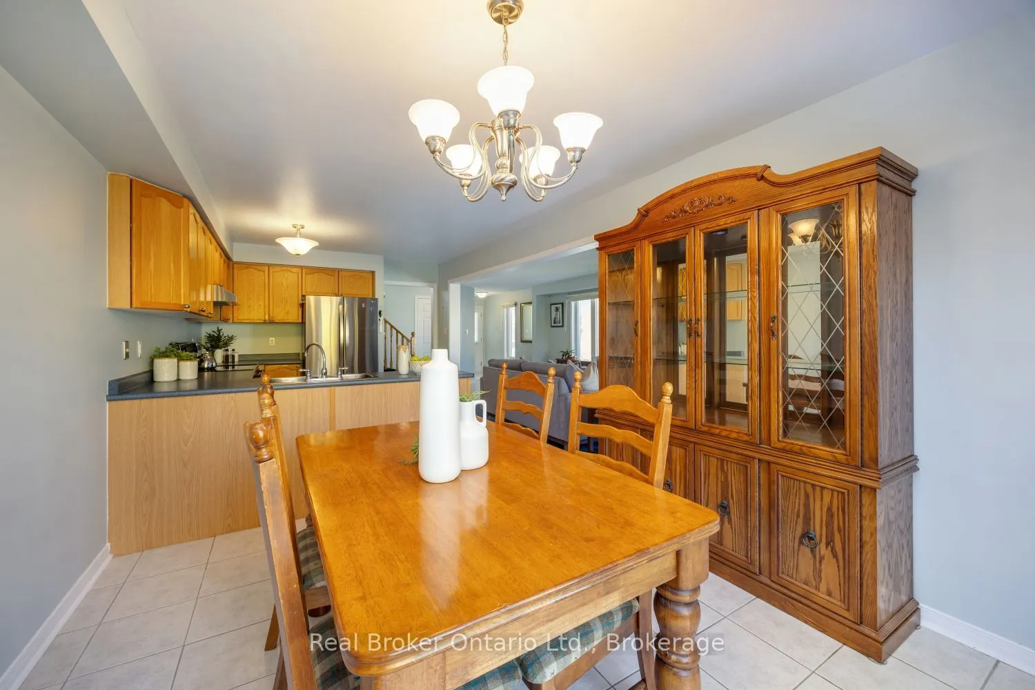213 Hutton Place
