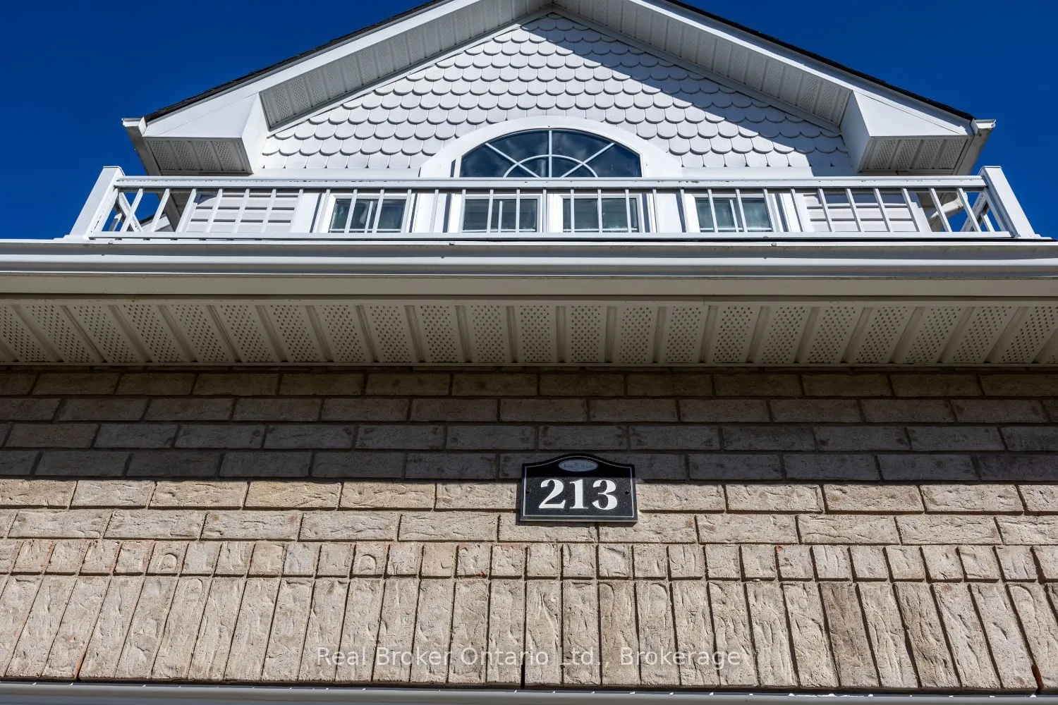 213 Hutton Place