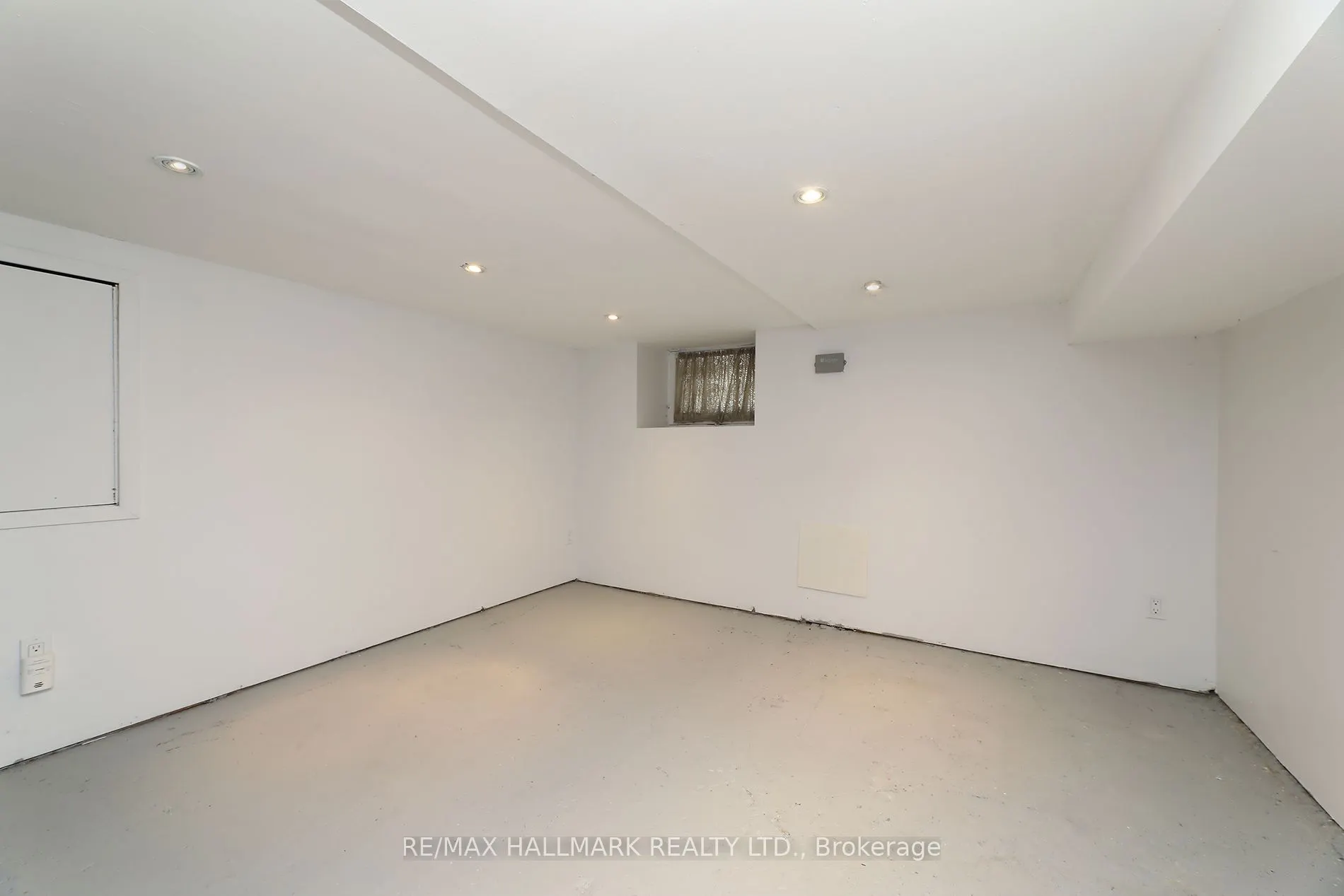 1 Lockwood Road