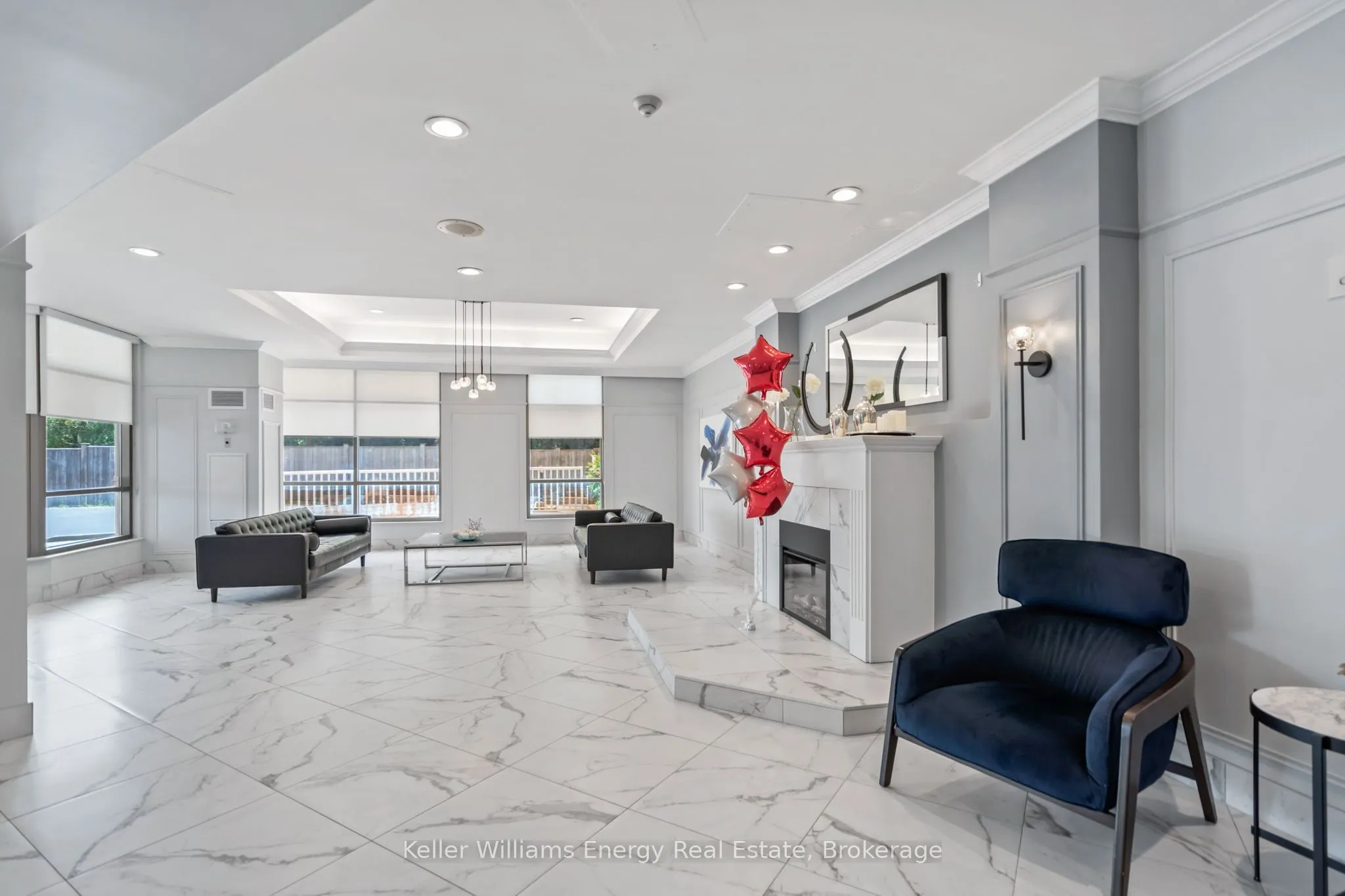 712 Rossland Road E #302