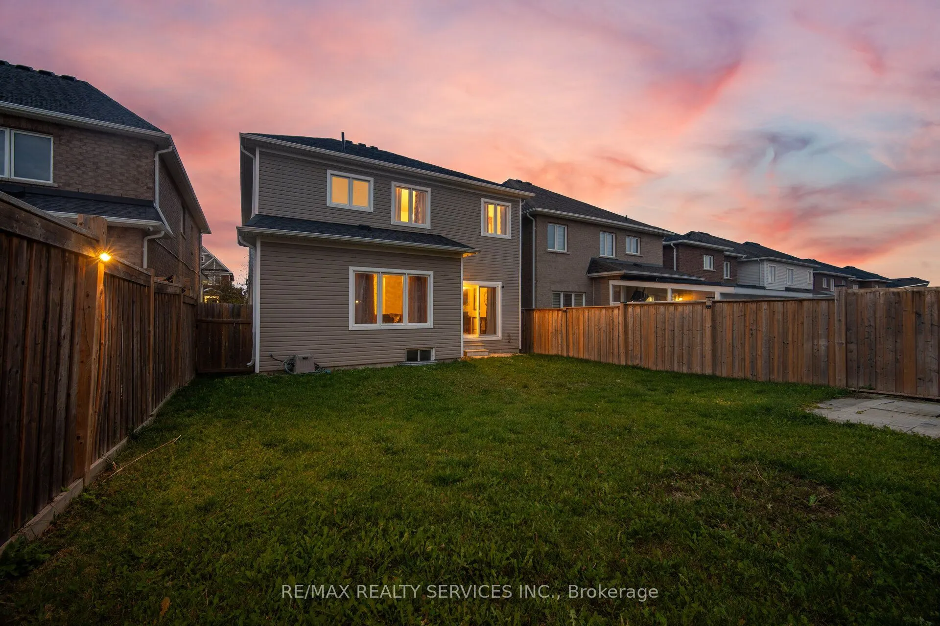 1736 Douglas Langtree Drive