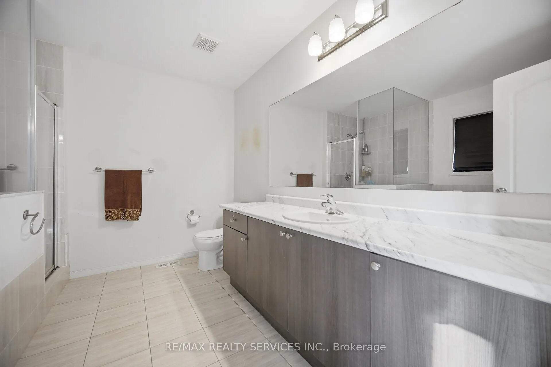 1736 Douglas Langtree Drive