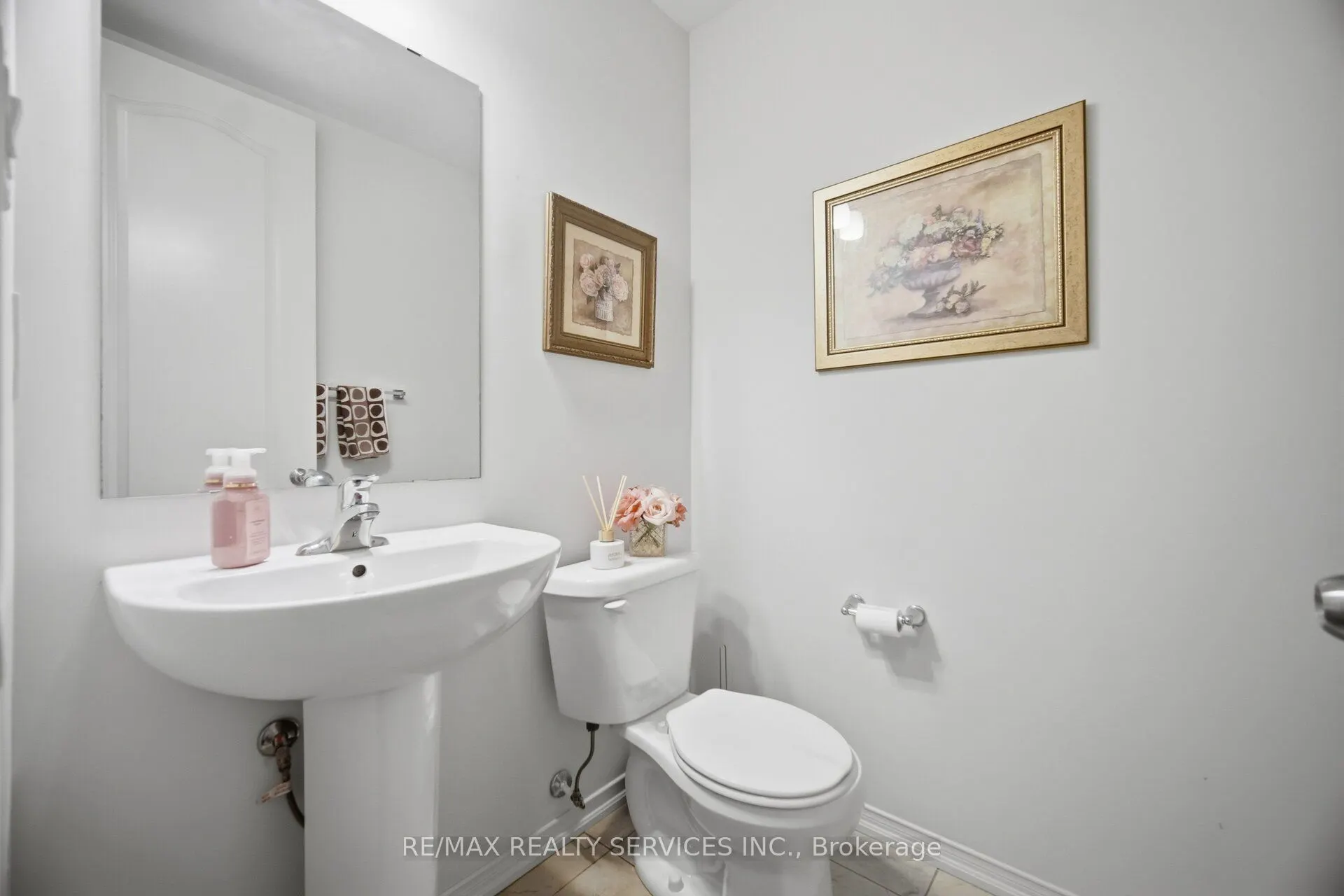 1736 Douglas Langtree Drive