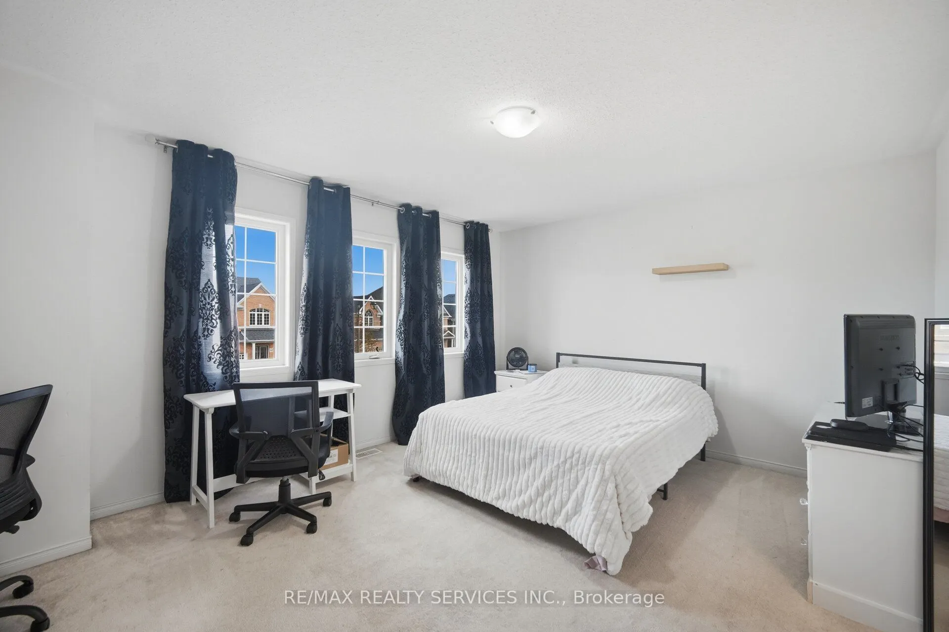 1736 Douglas Langtree Drive