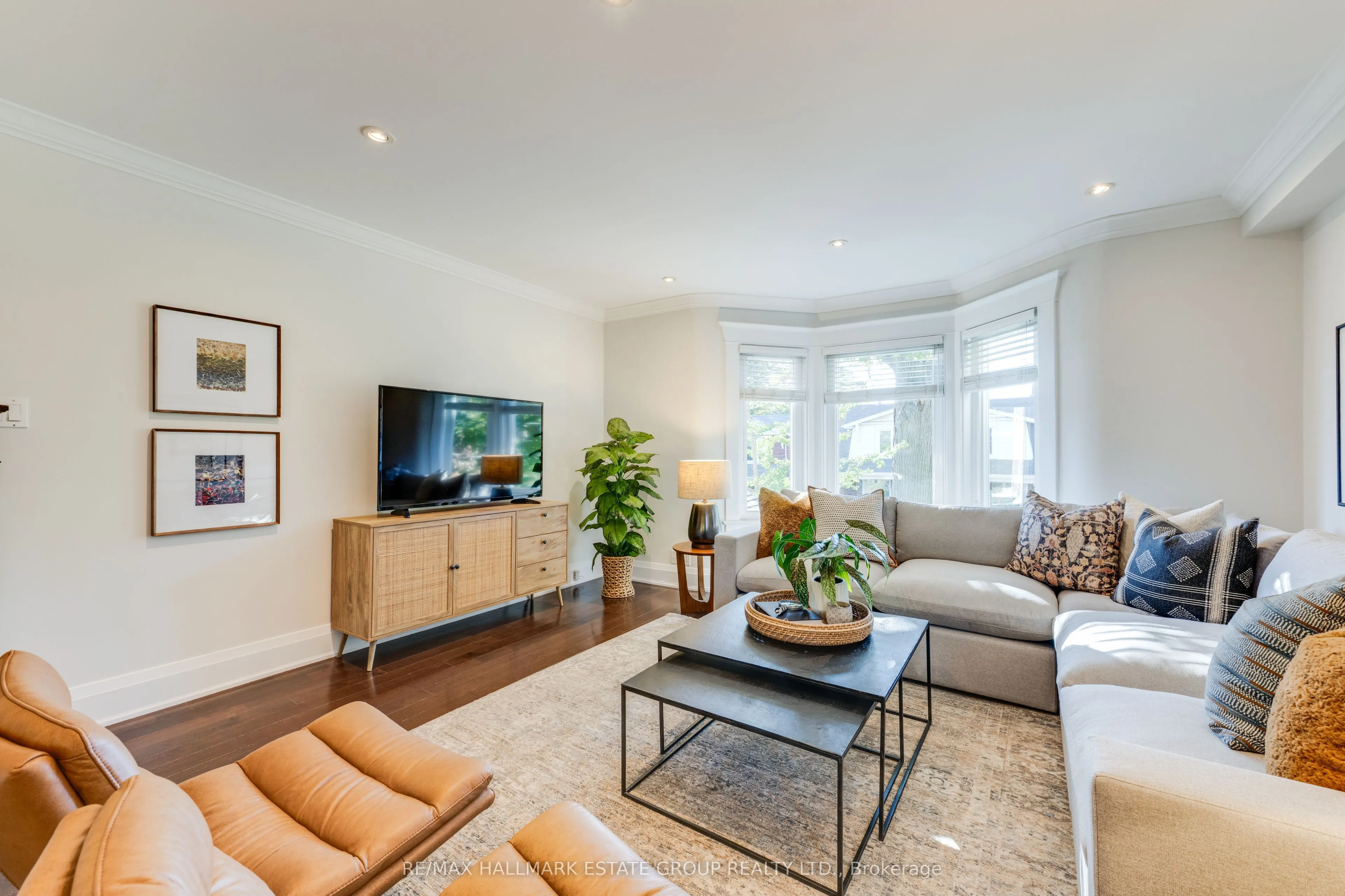 105 Lee Avenue