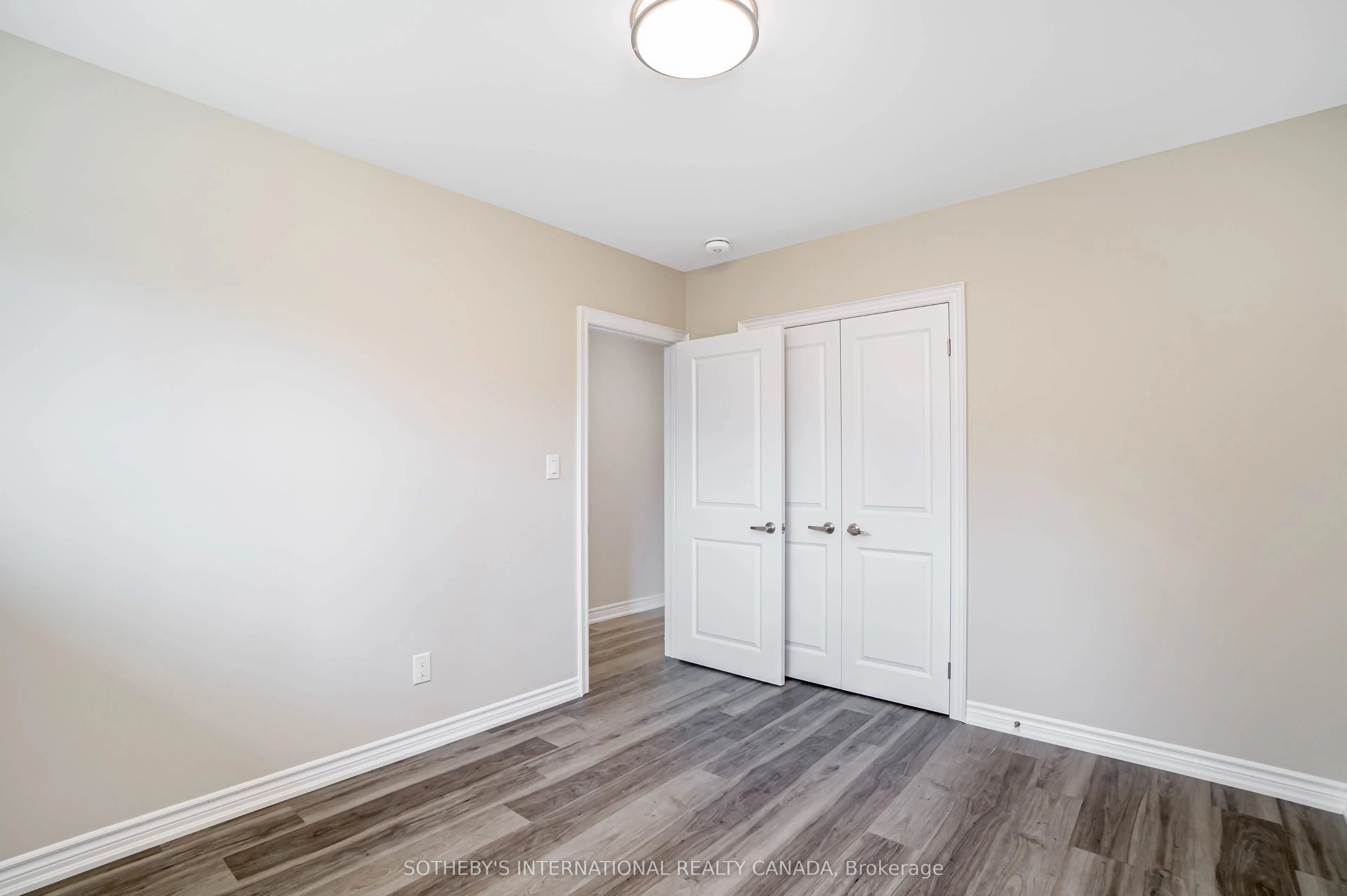 50 Ravenview Drive