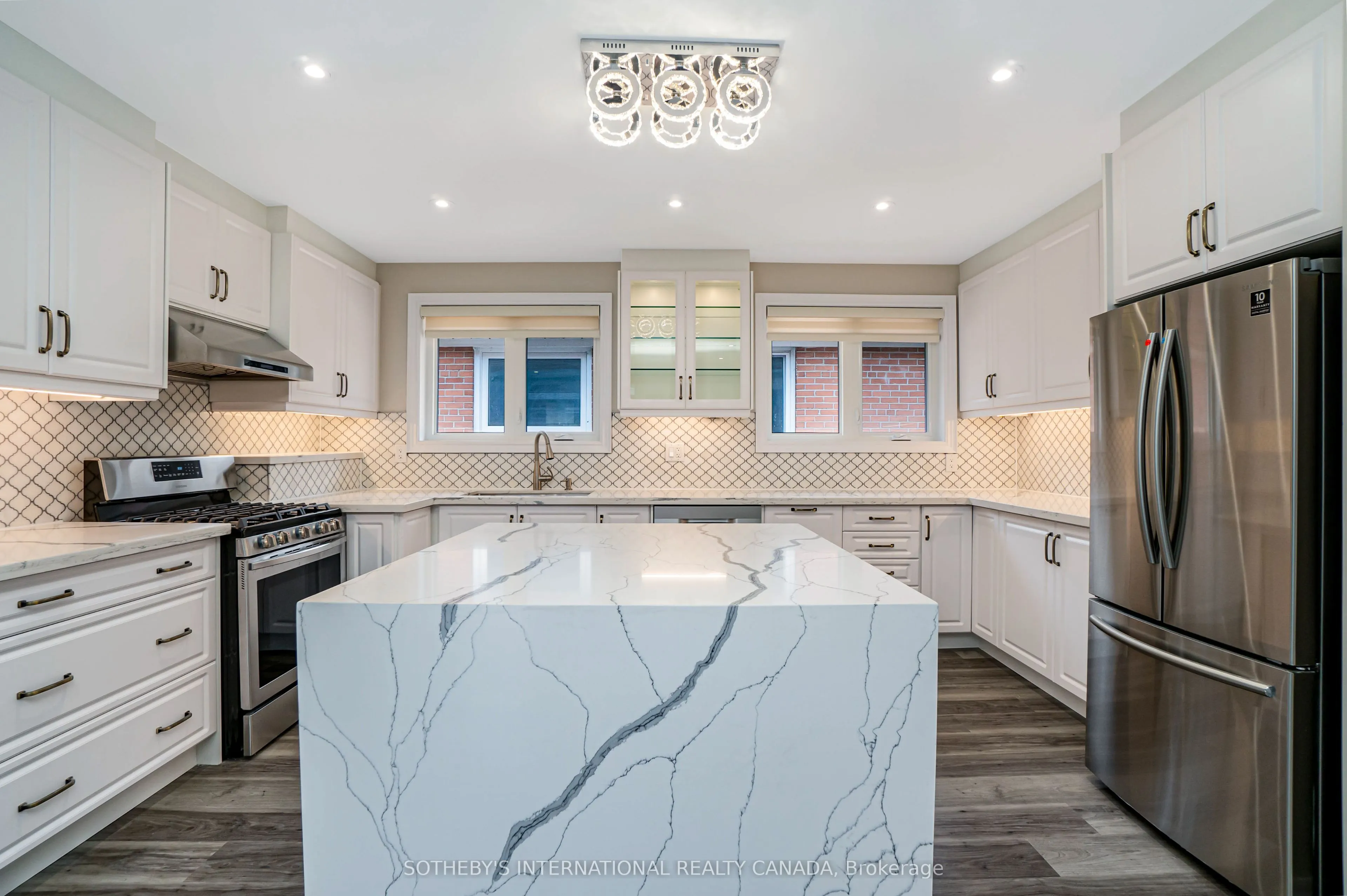50 Ravenview Drive