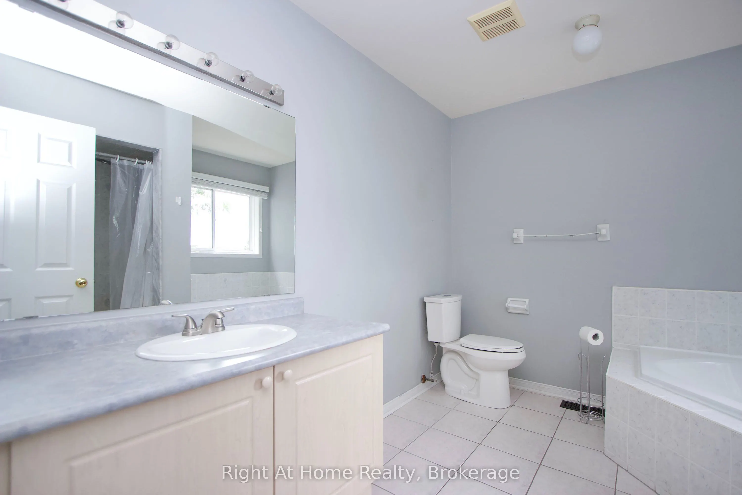 75 Millburn Drive #Upper Unit