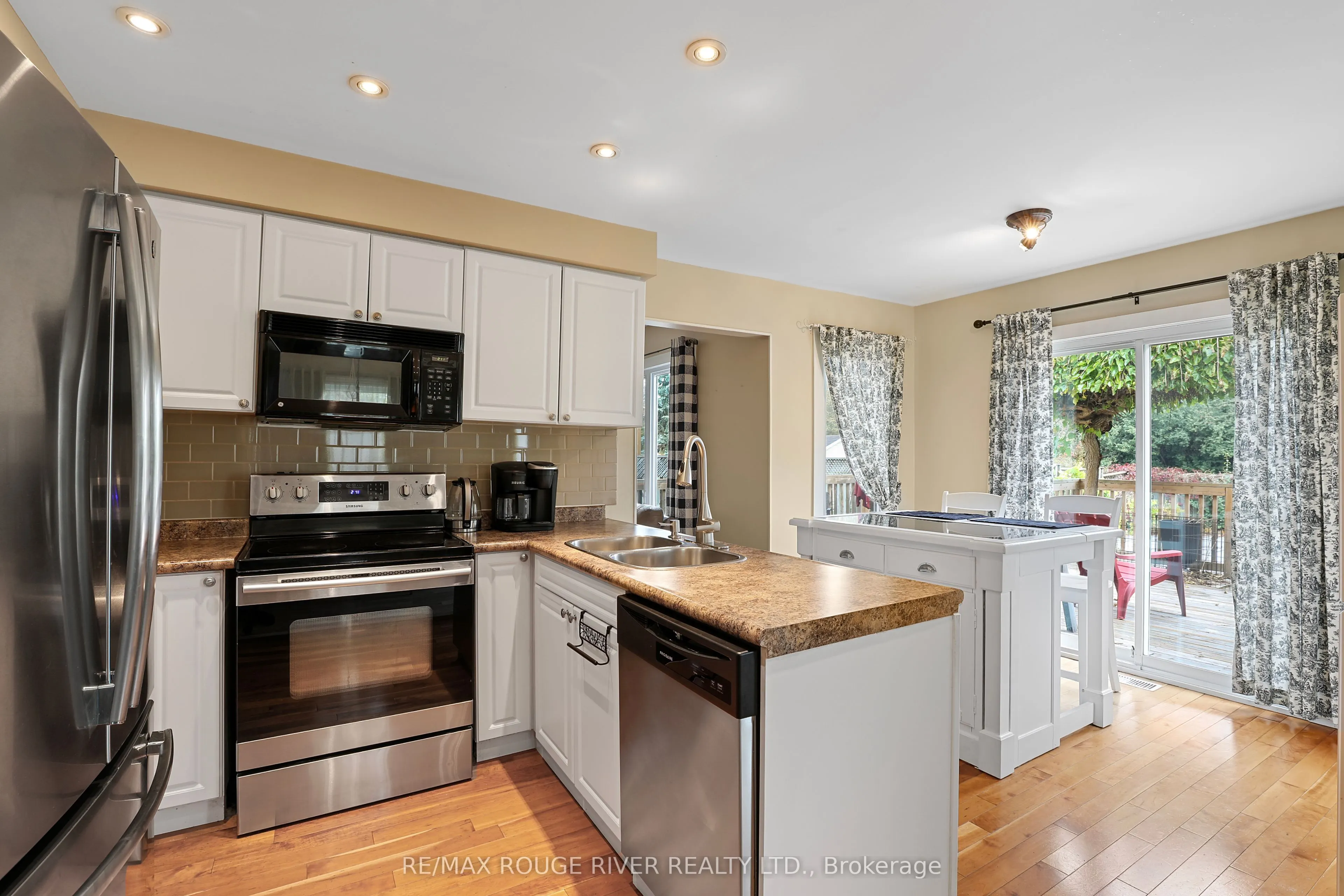 648 Cognac Crescent