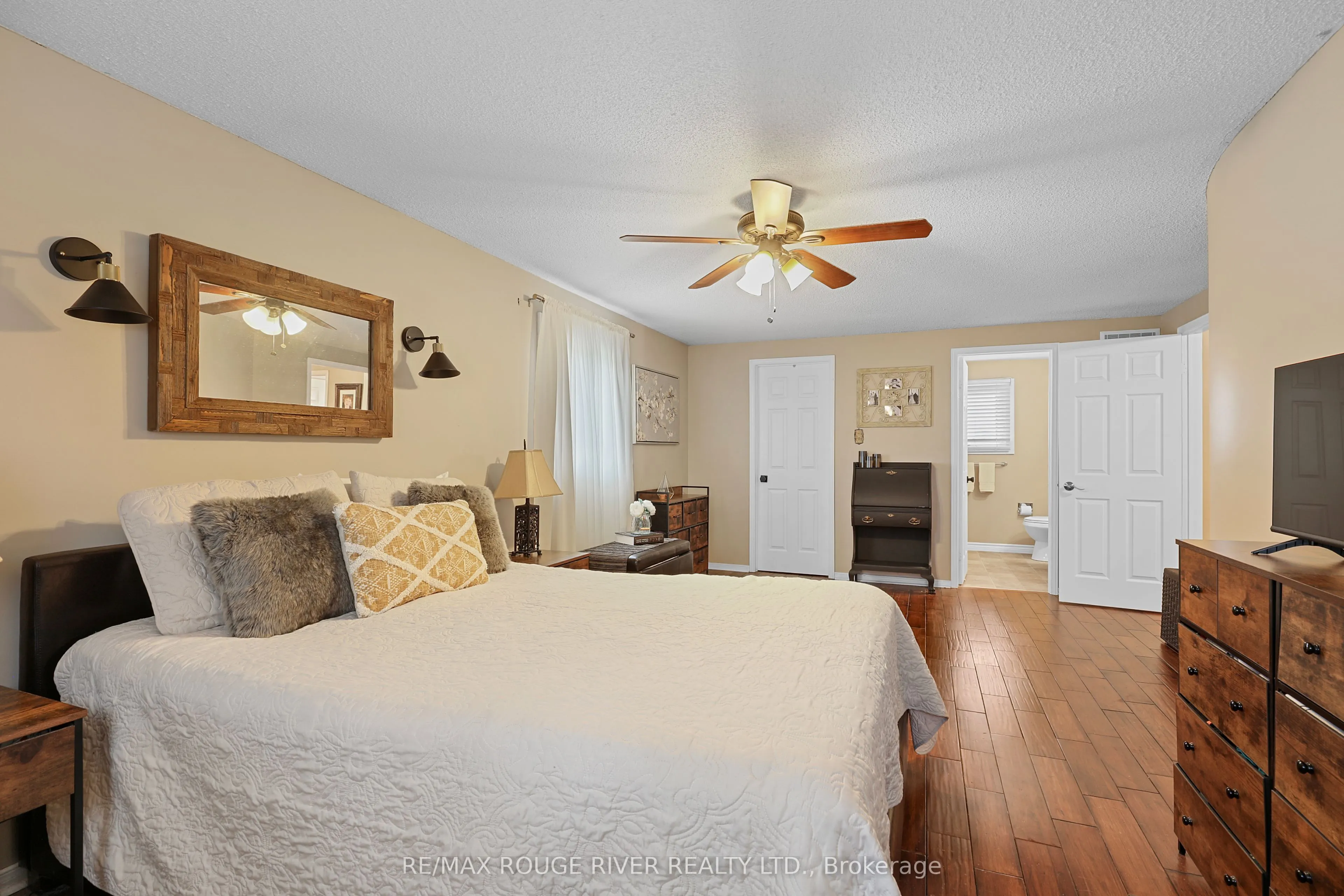 648 Cognac Crescent