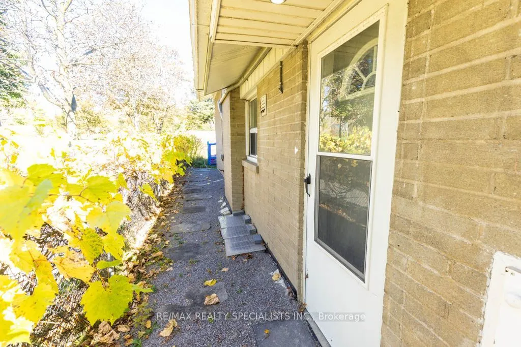 124 Roebuck Drive