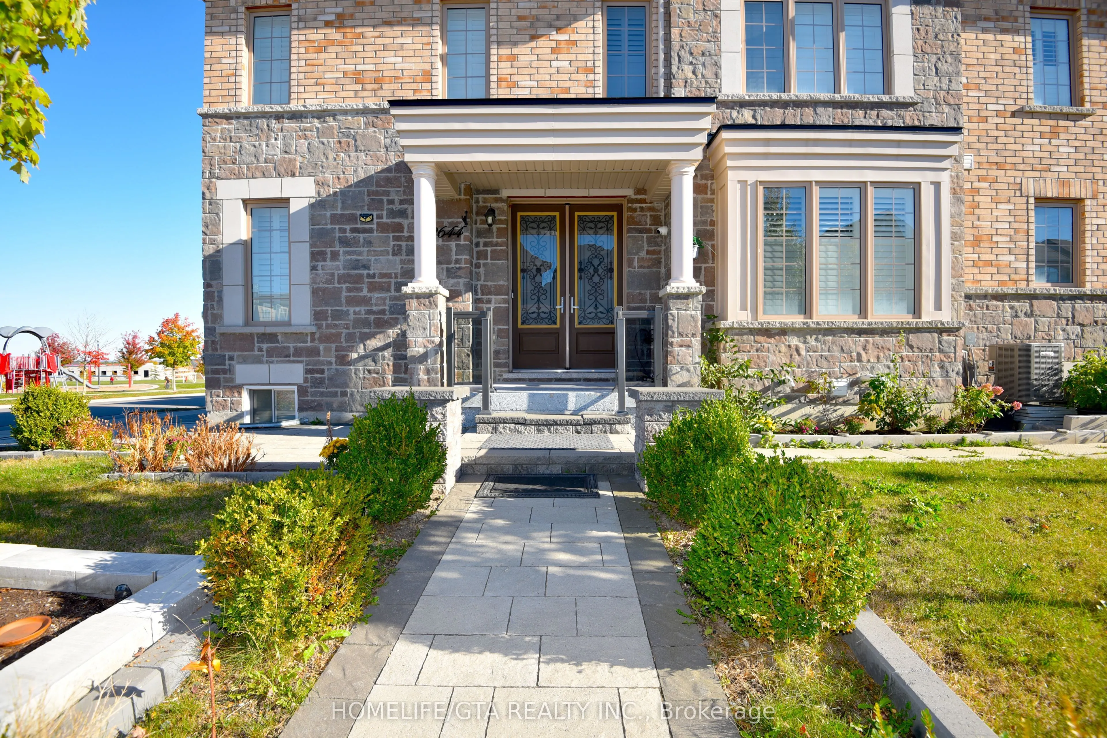 2644 Sapphire Drive