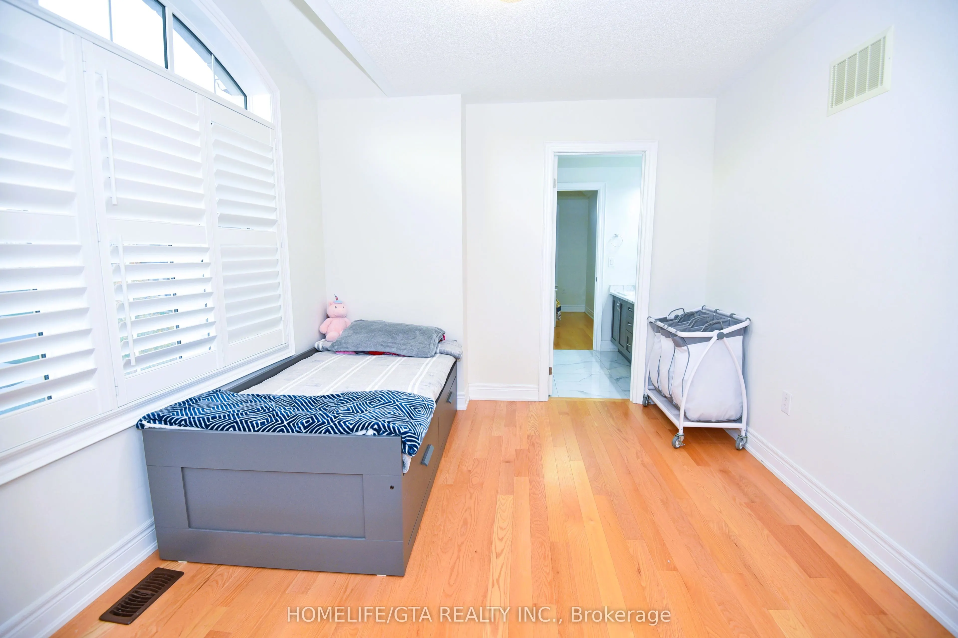 2644 Sapphire Drive