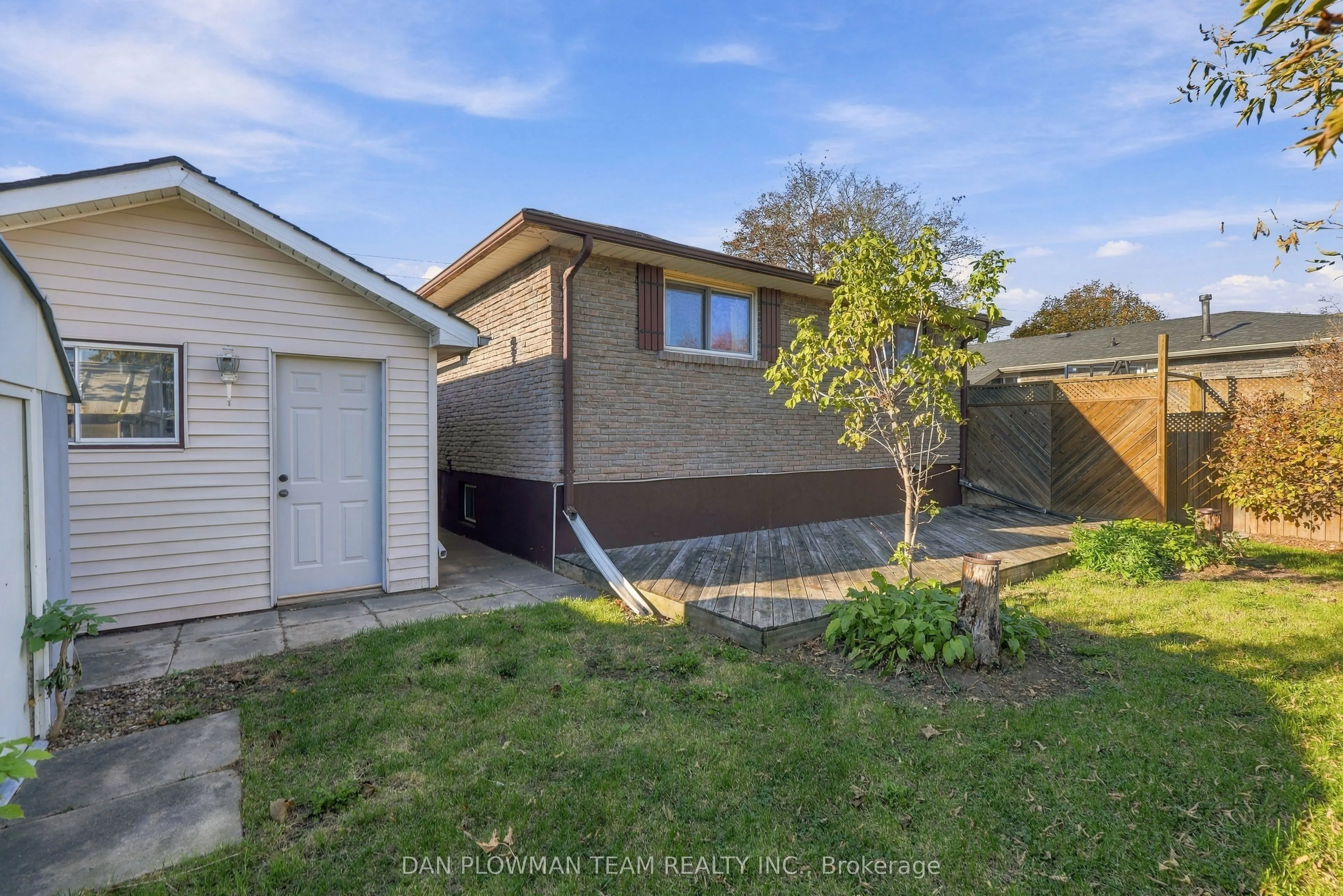 229 Phillip Murray Avenue