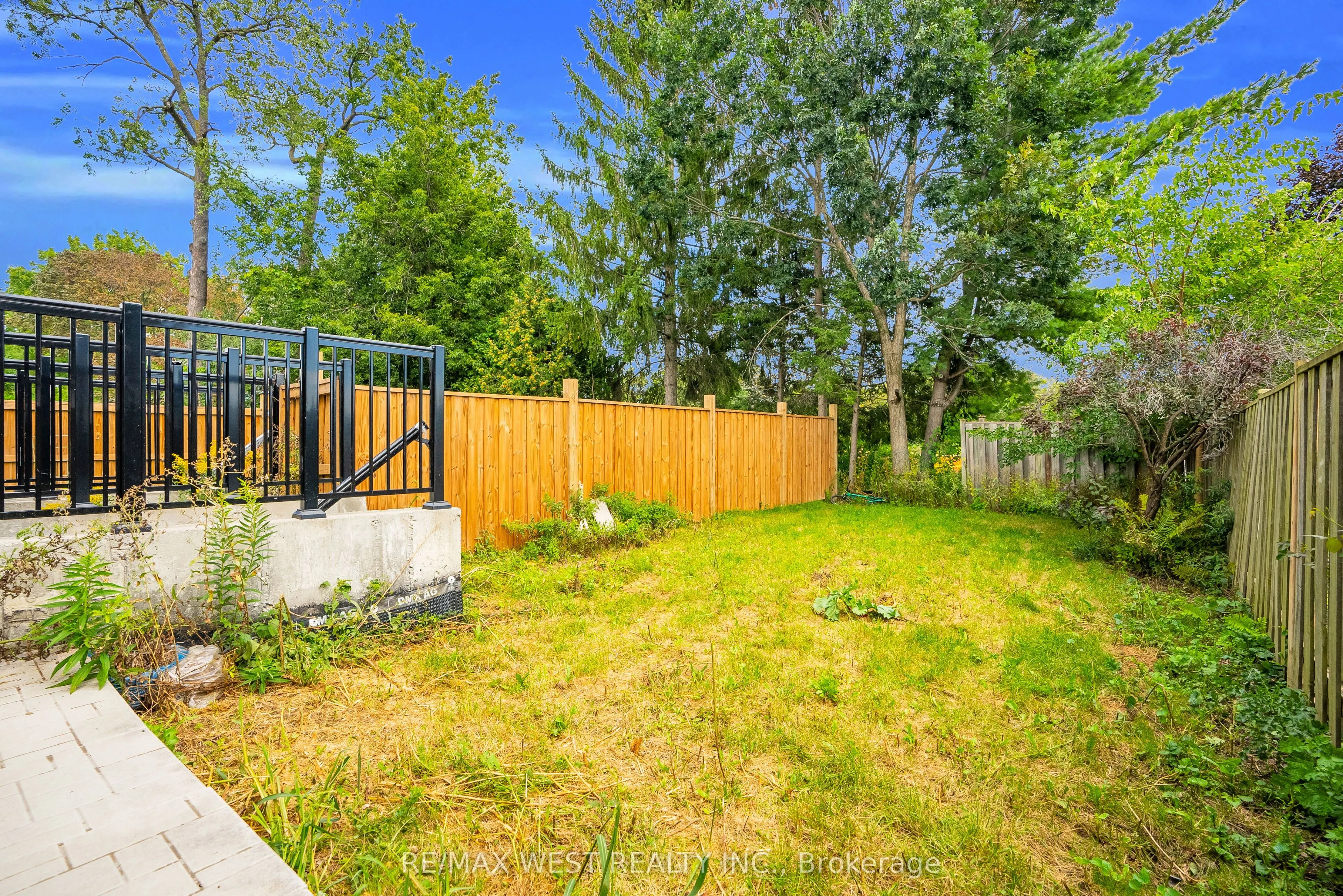 131 Guelph Street