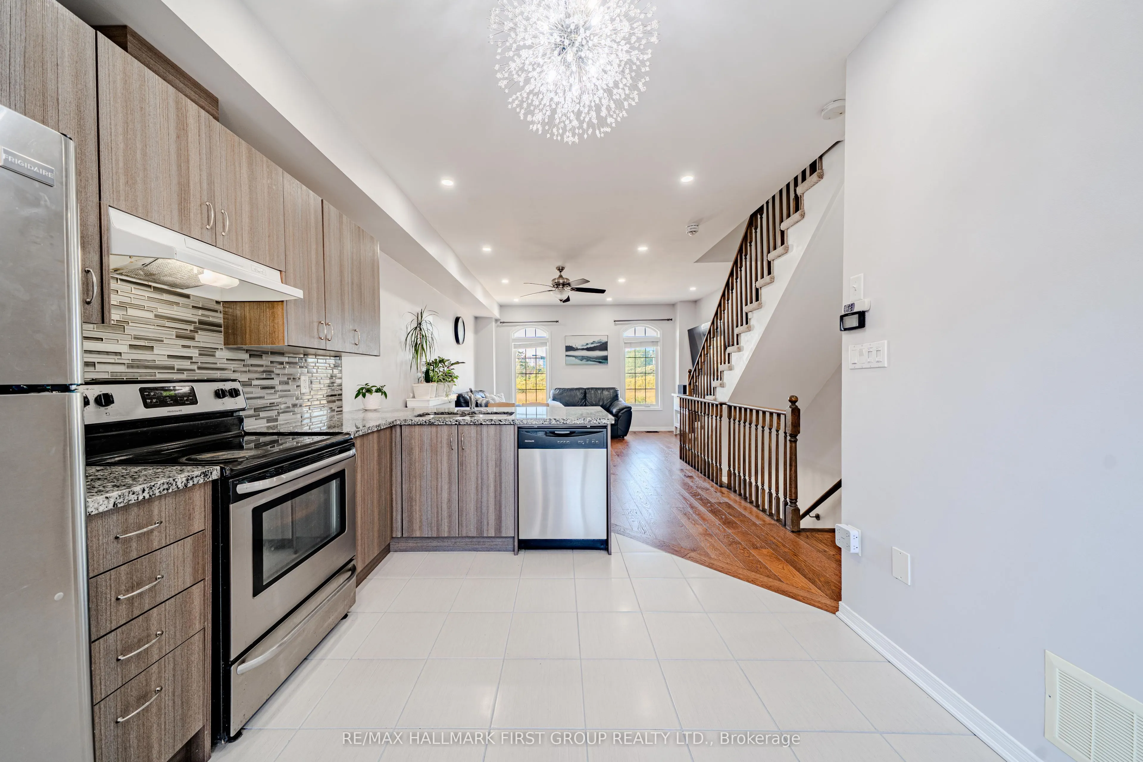 1393 Salem Road N