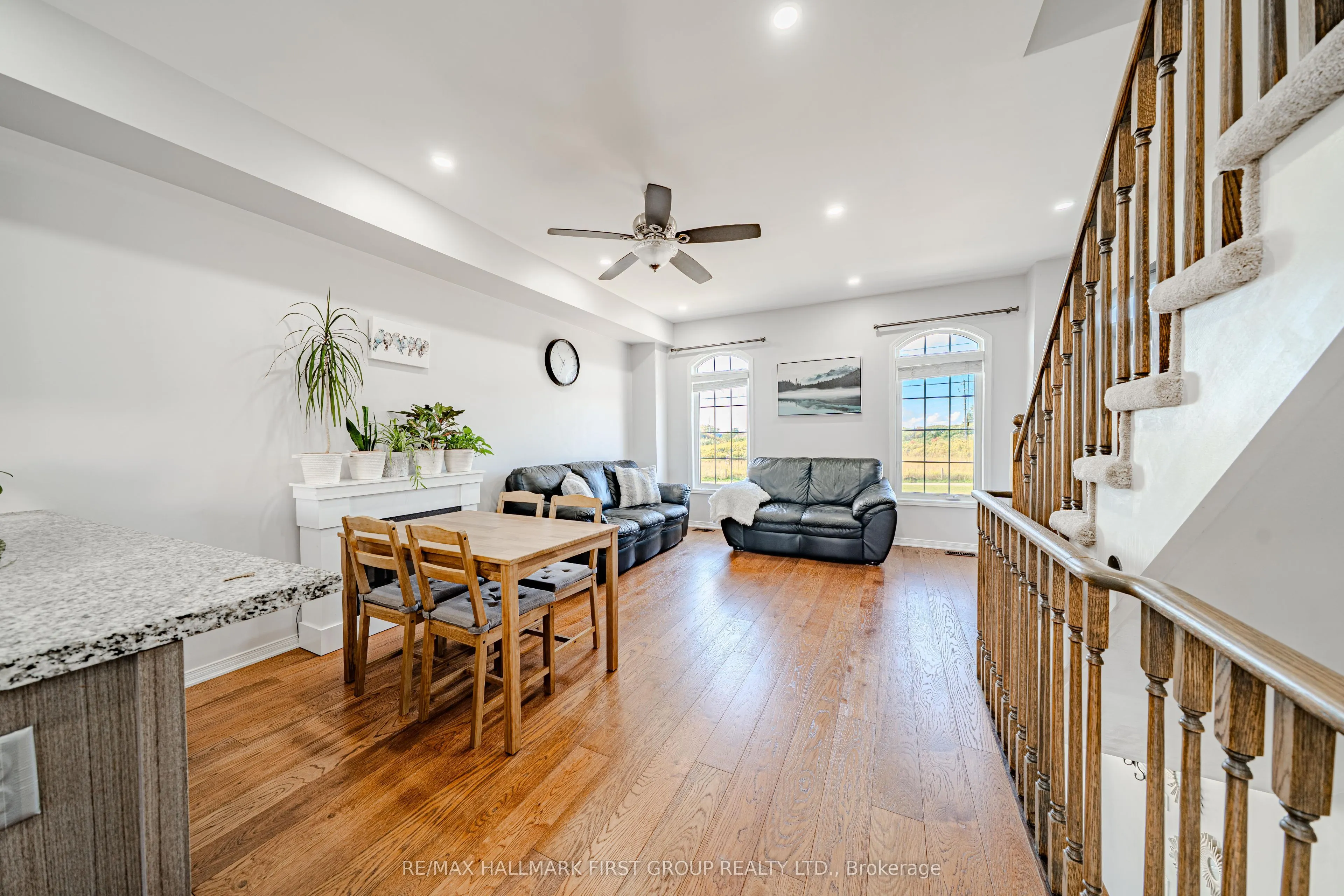 1393 Salem Road N