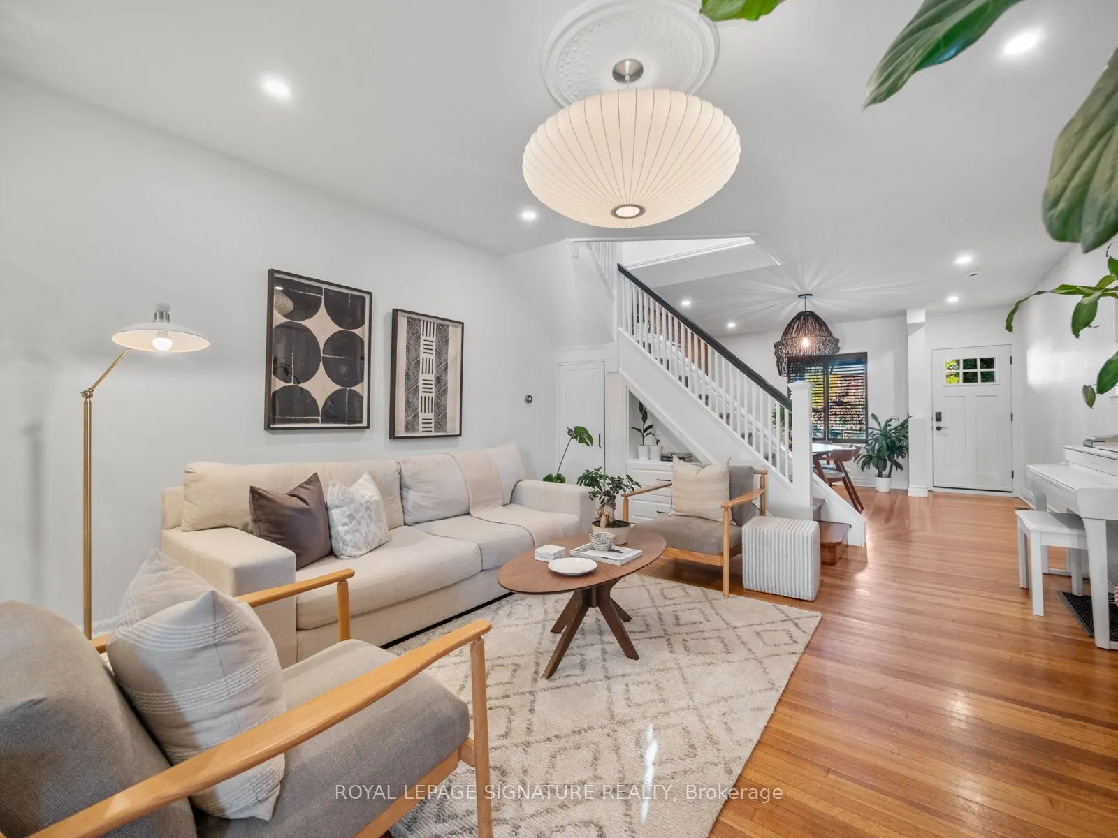 4 Orchard Park Boulevard