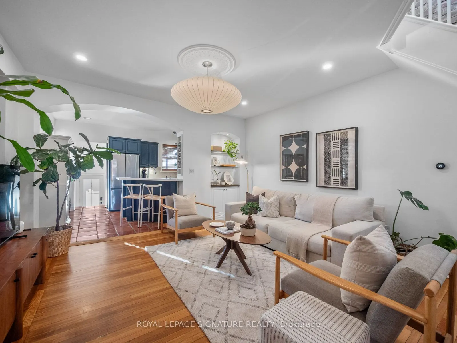 4 Orchard Park Boulevard