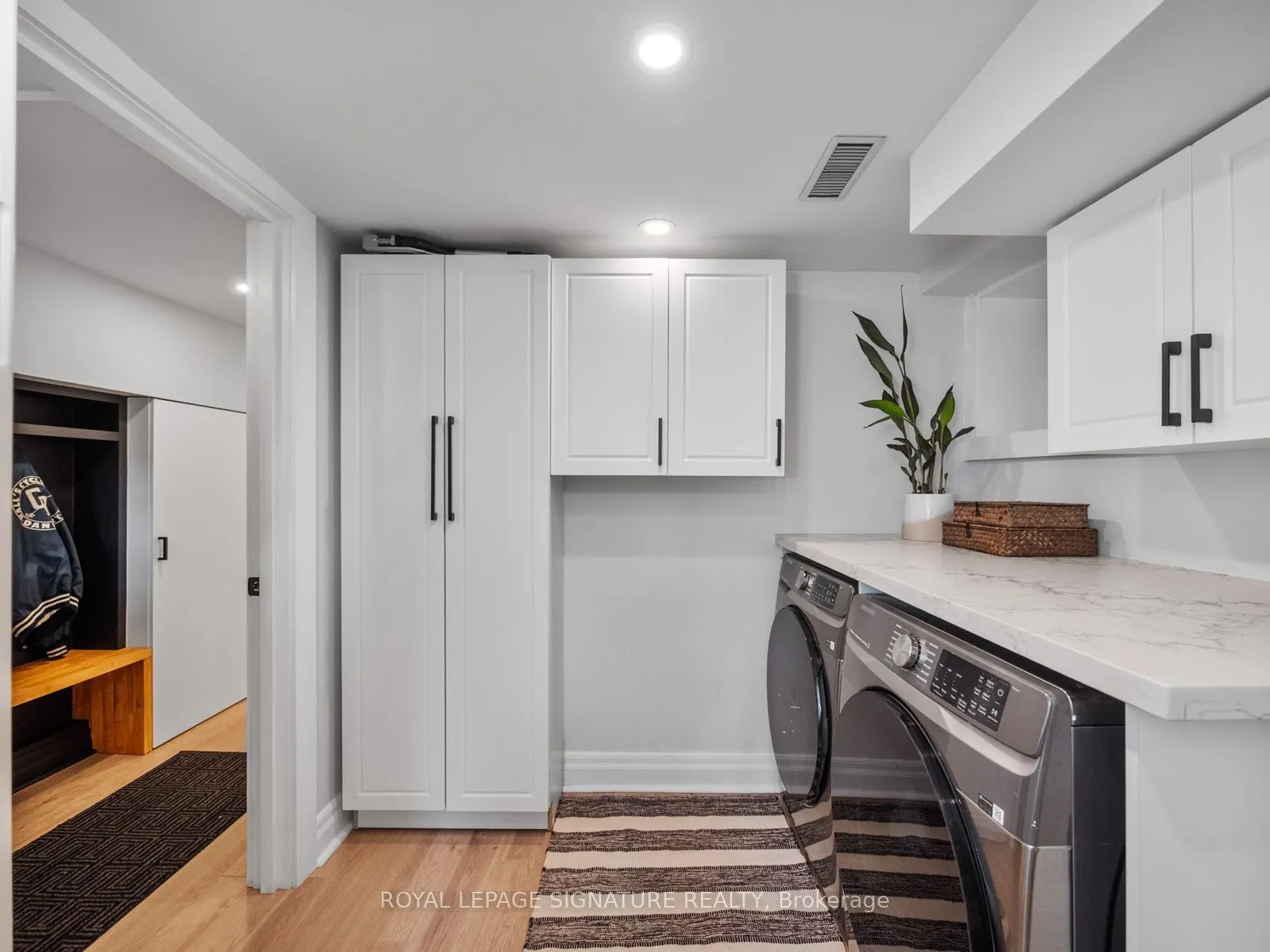 4 Orchard Park Boulevard