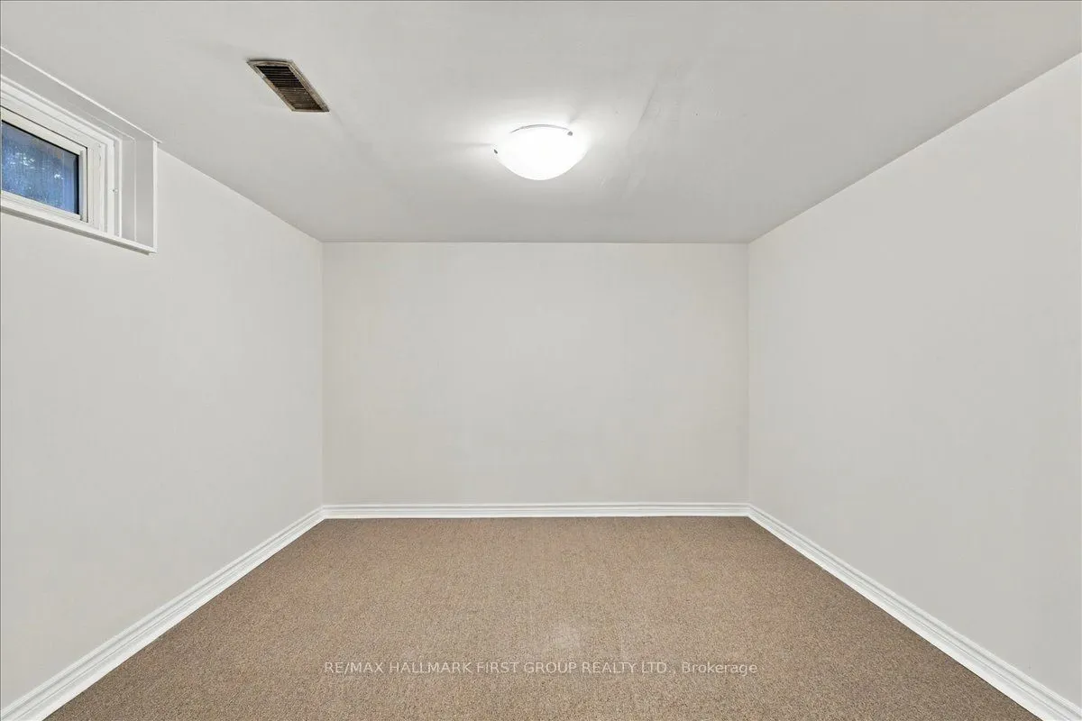 867 Chapleau Drive