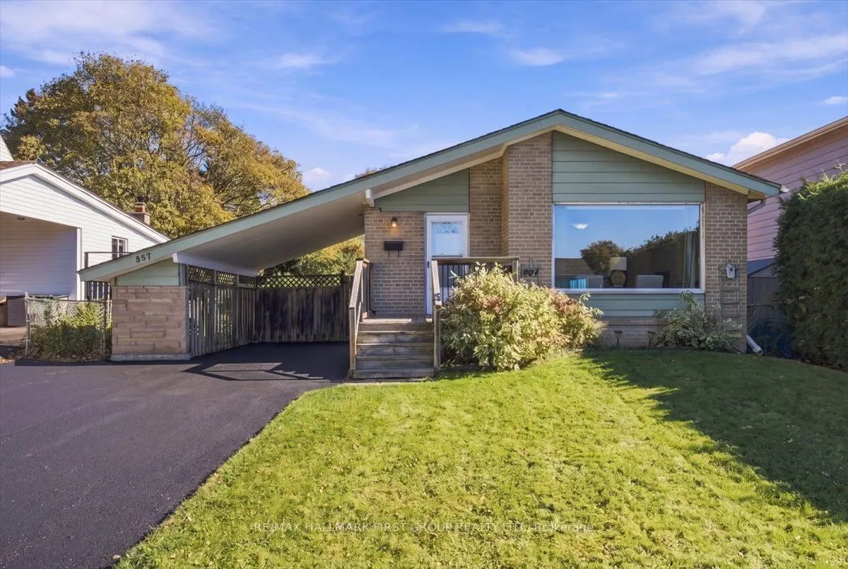 867 Chapleau Drive