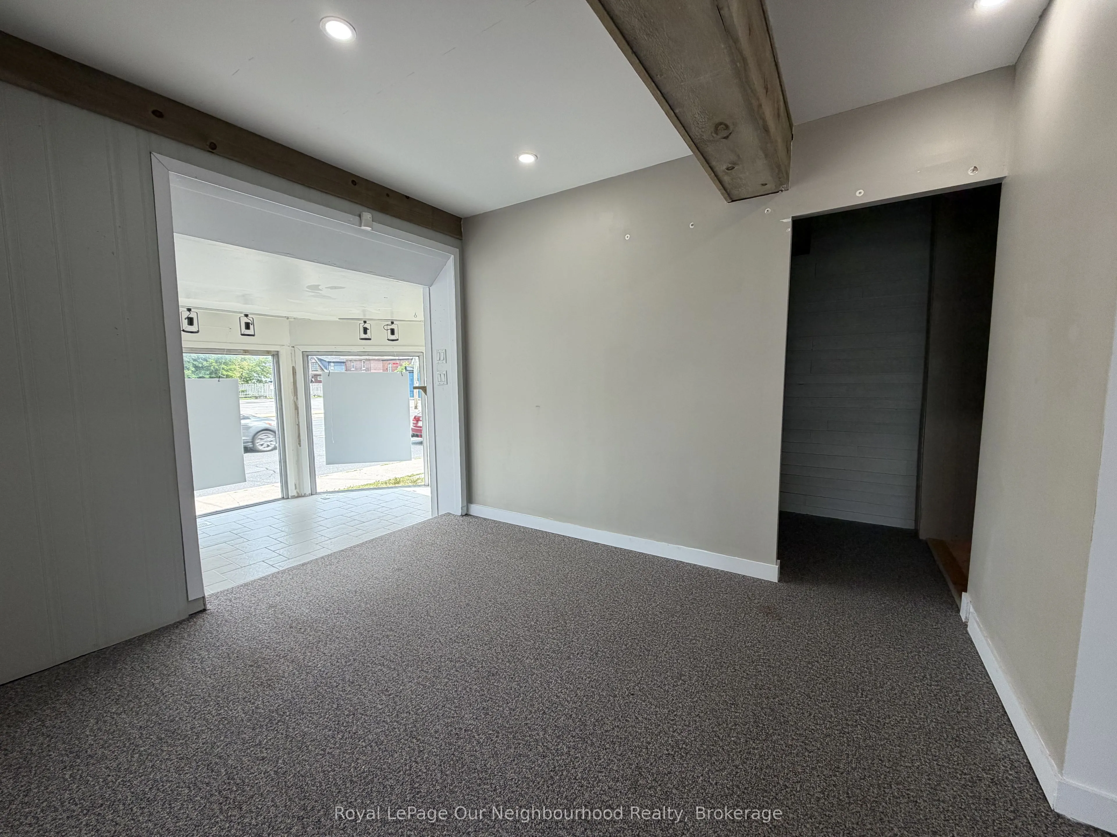 26 Ritson Road N
