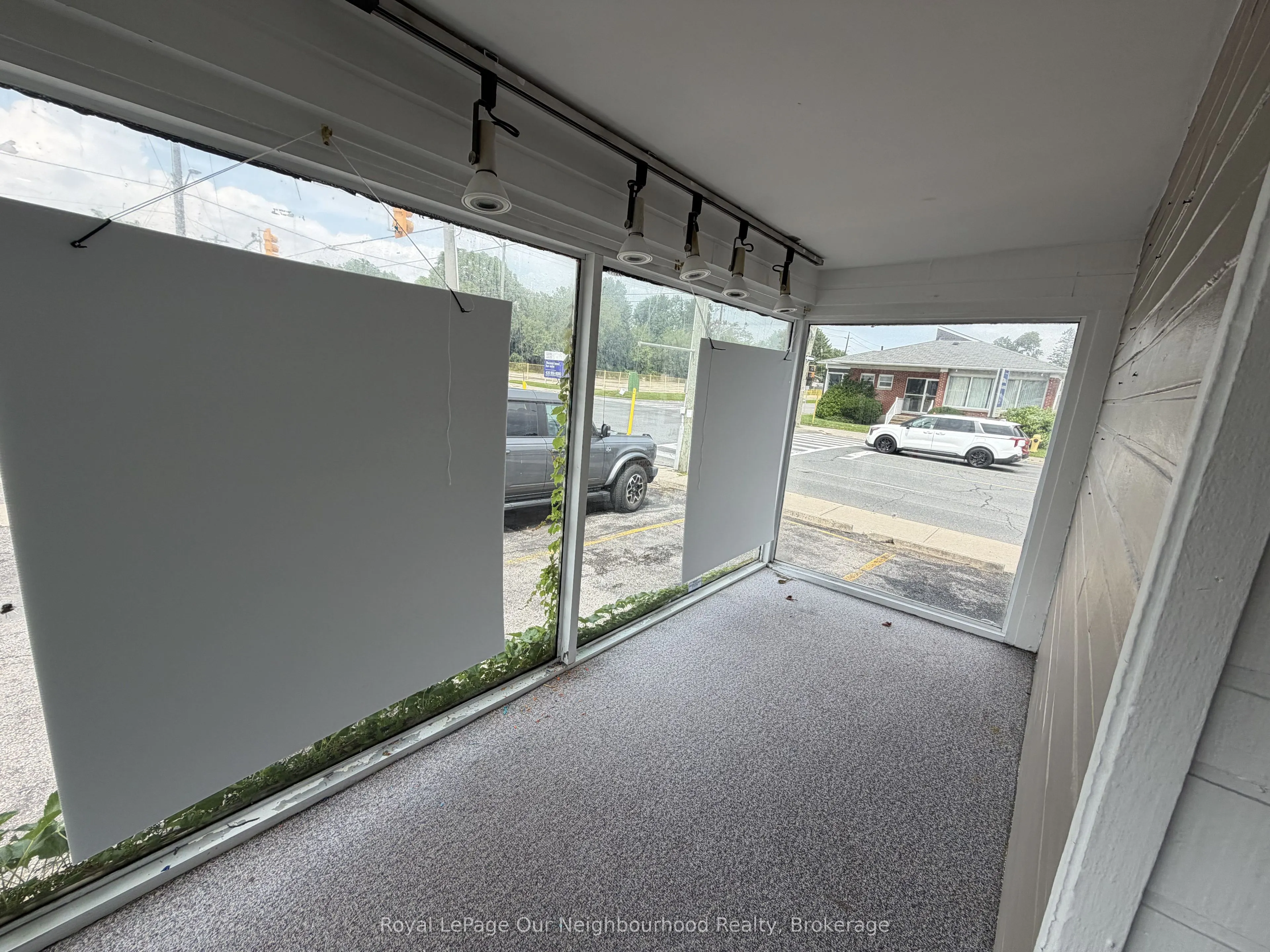 26 Ritson Road N
