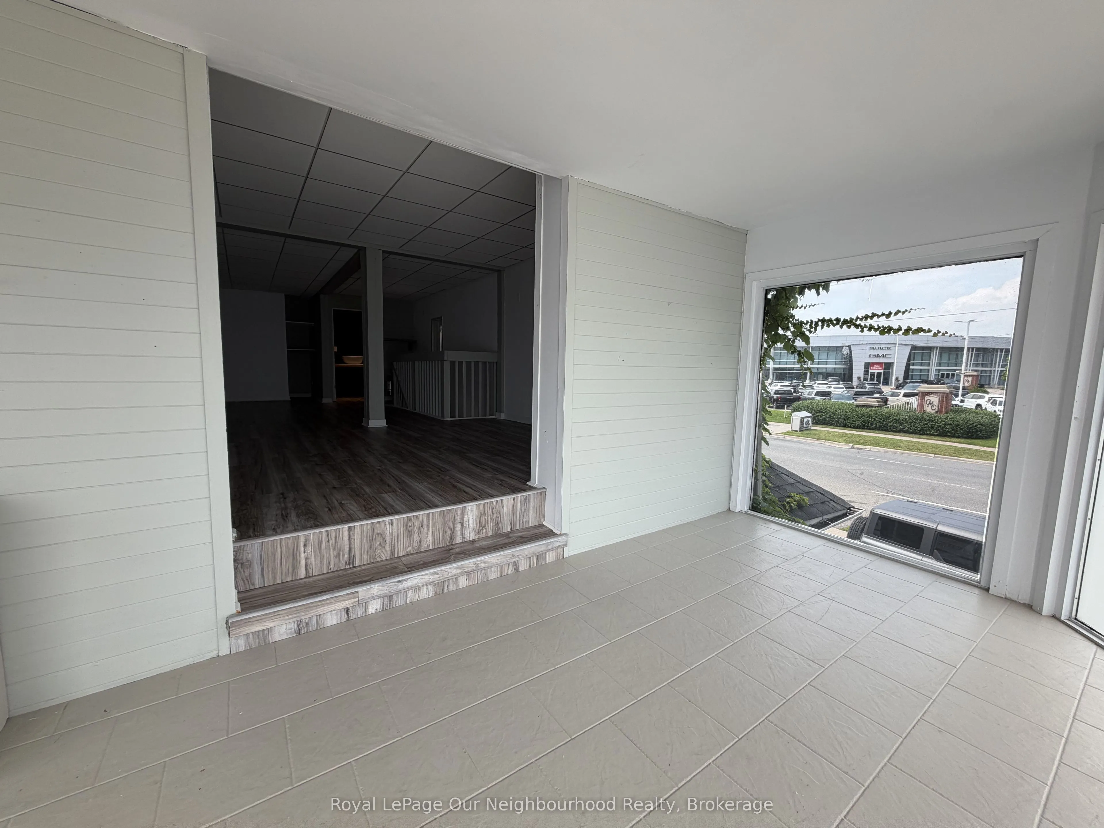 26 Ritson Road N