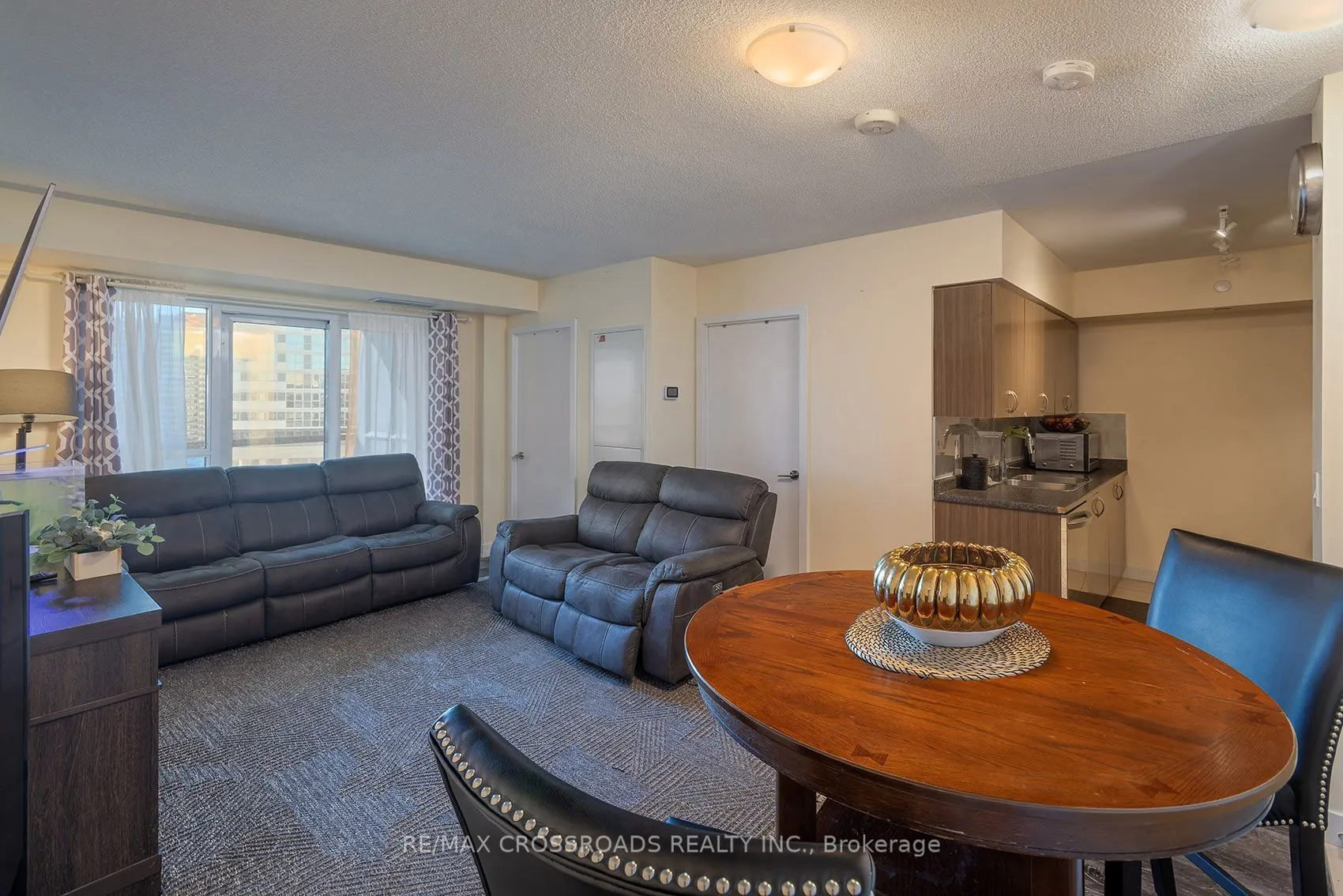 8 Trent Avenue #1101