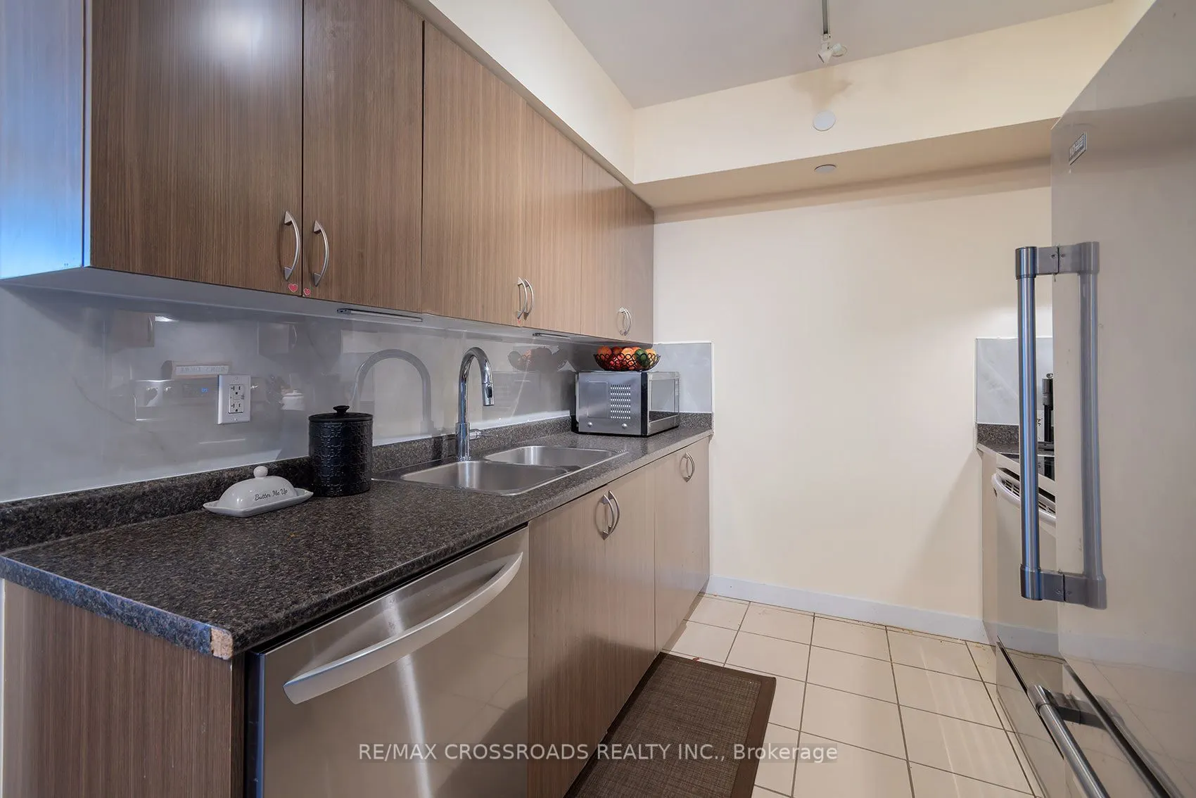8 Trent Avenue #1101
