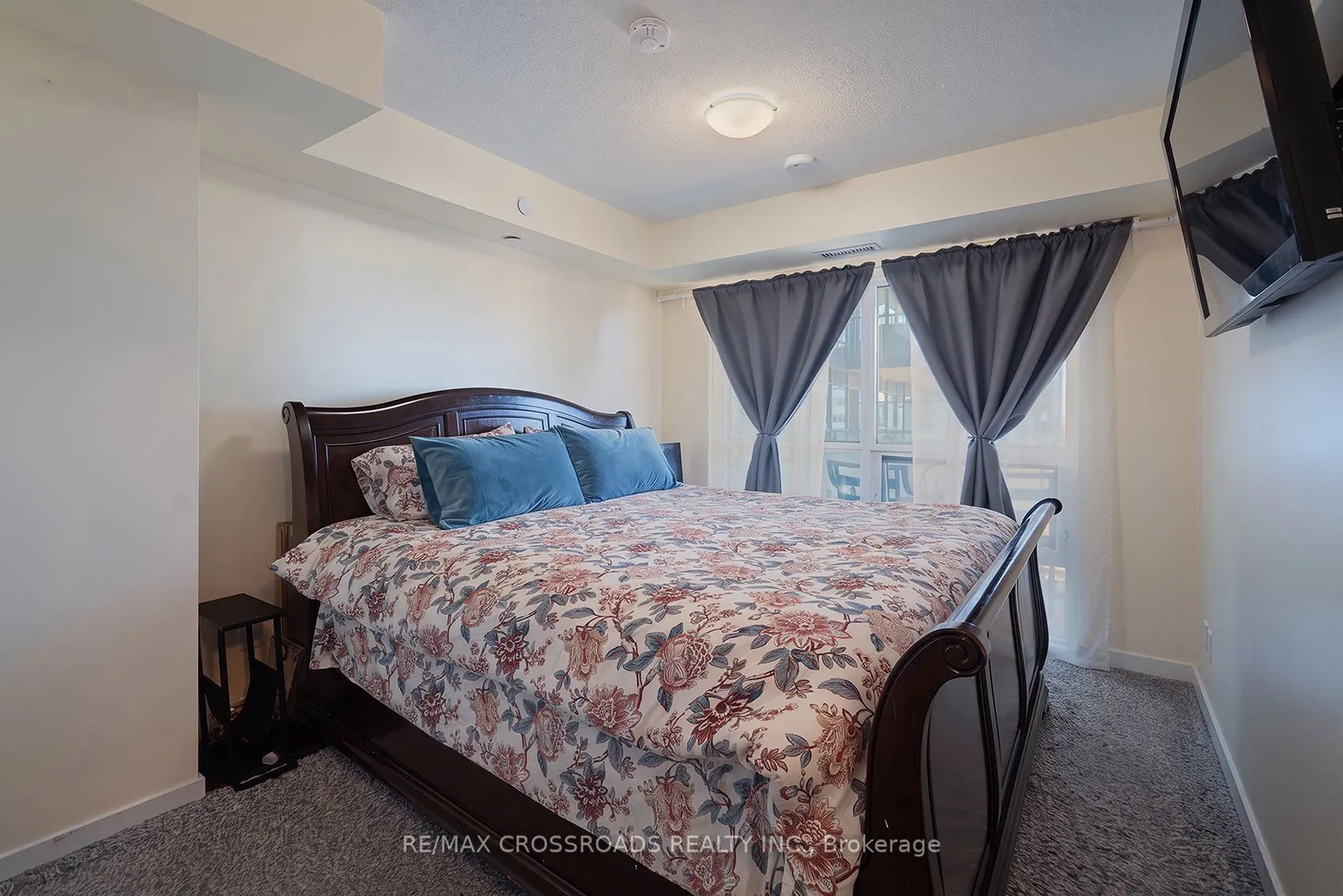 8 Trent Avenue #1101