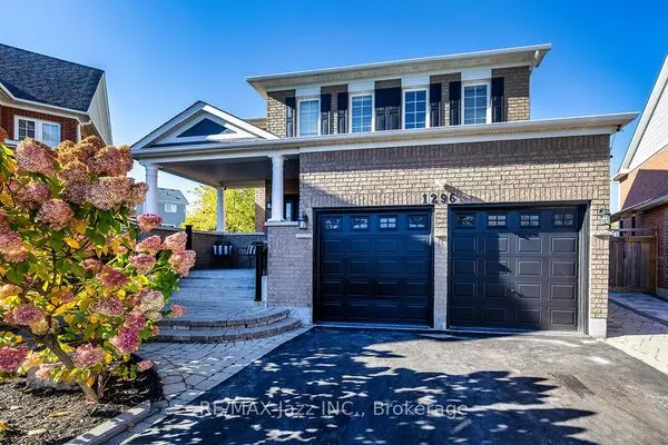 1296 Ravencliffe Court