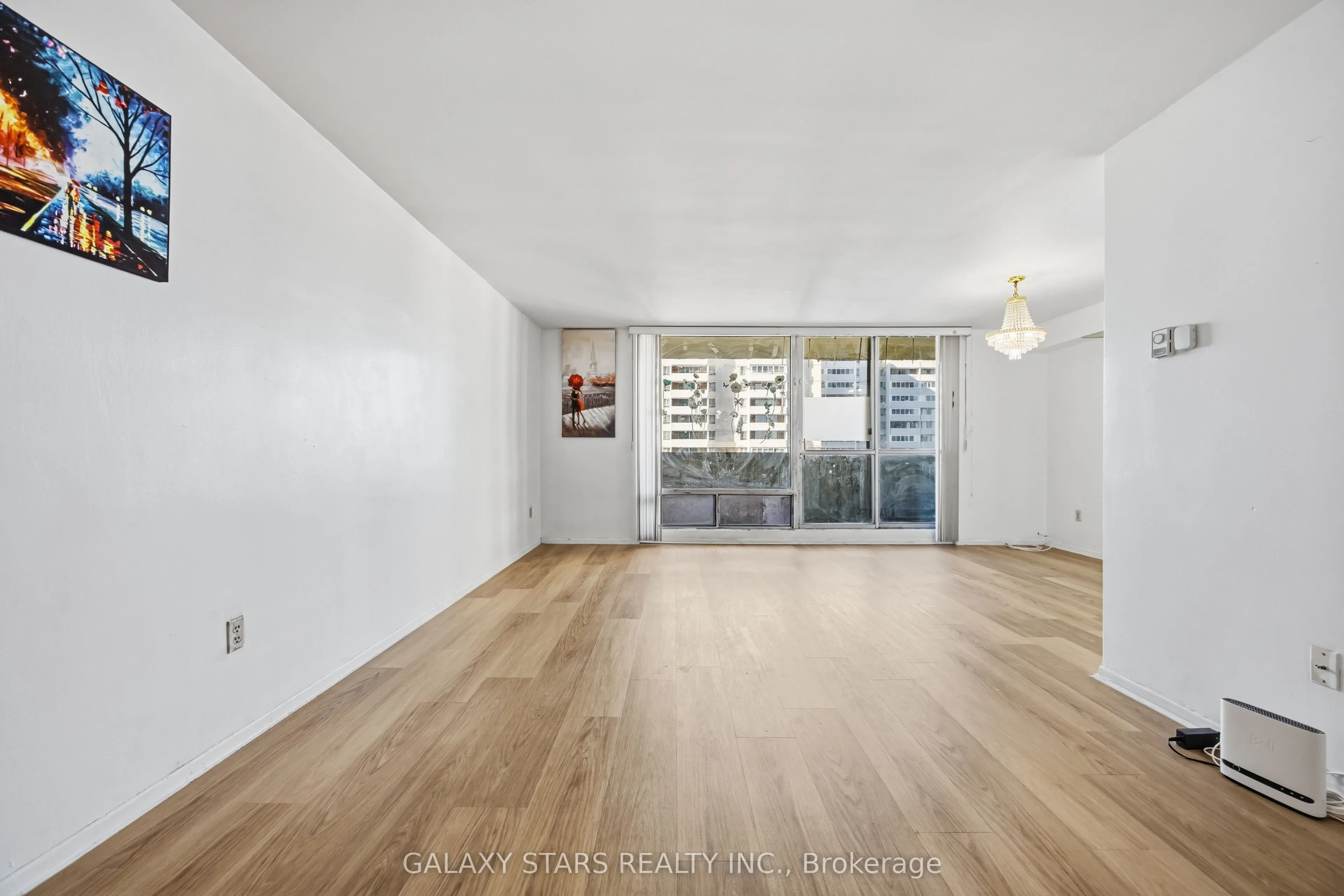 5 Massey Square #2103