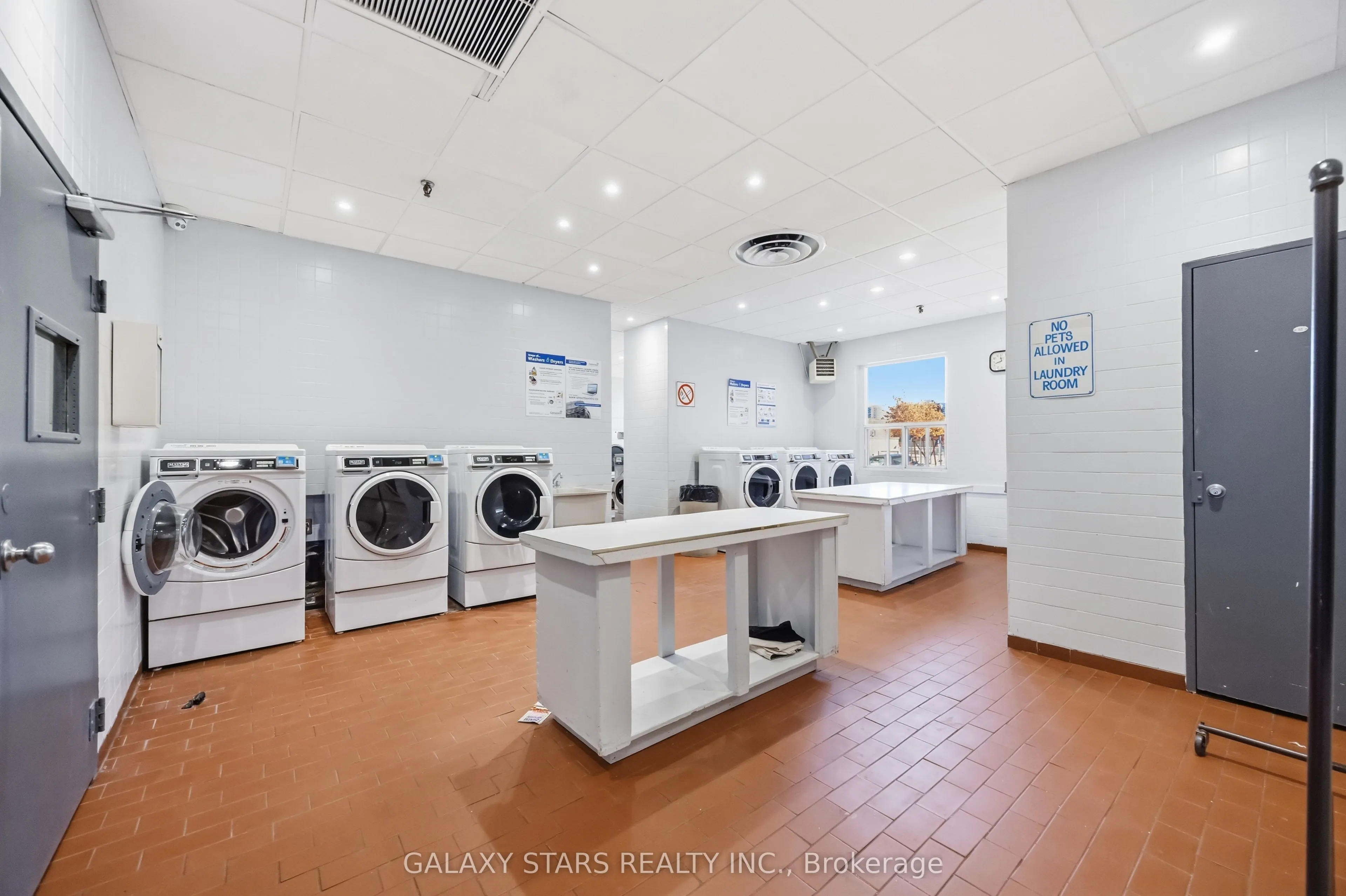 5 Massey Square #2103