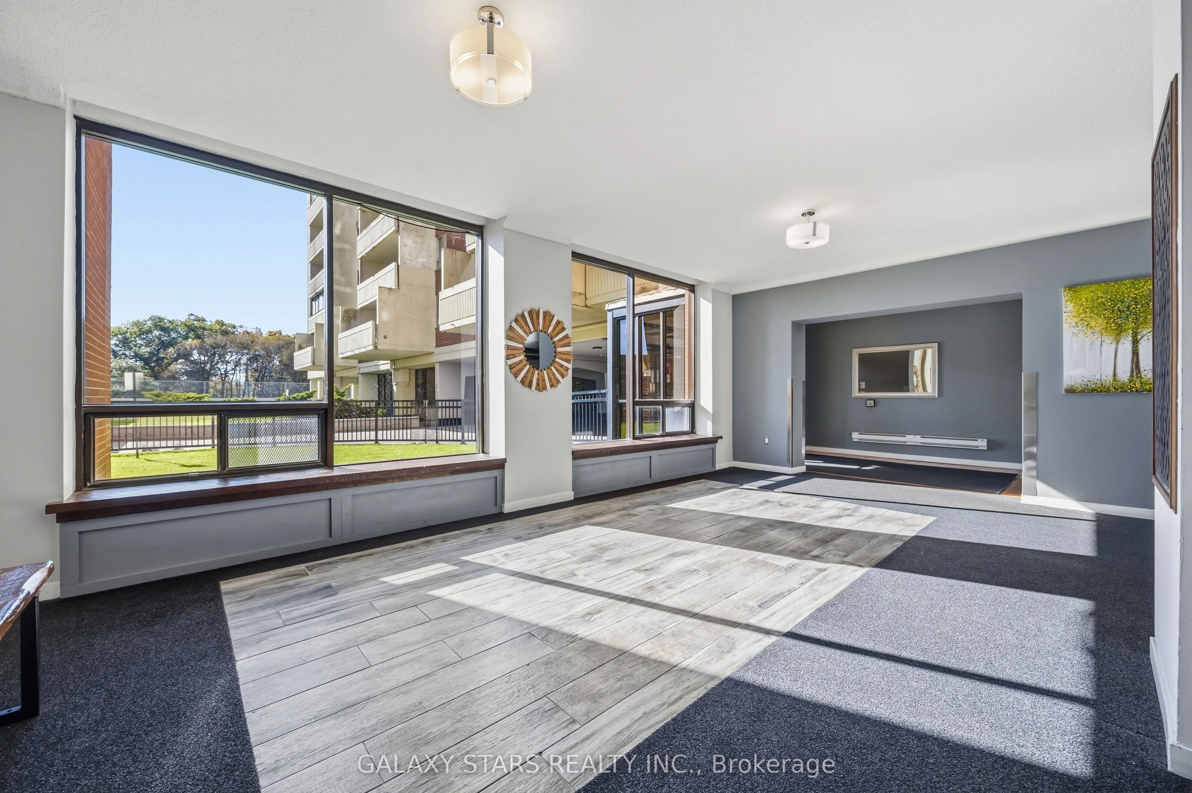 5 Massey Square #2103