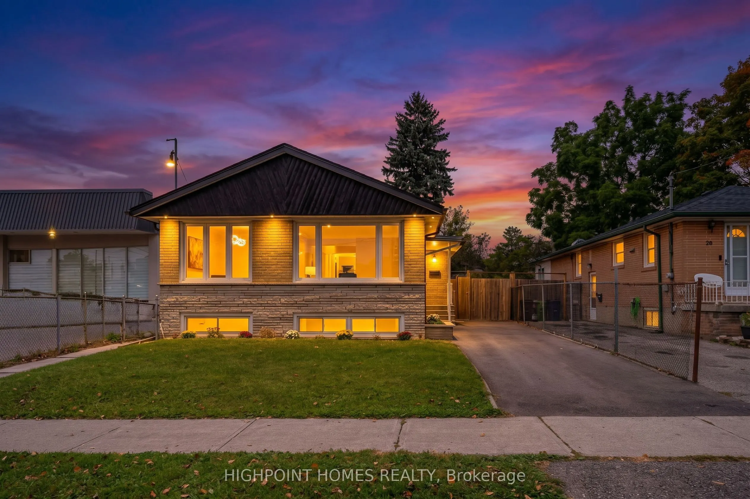 26 Slan Avenue