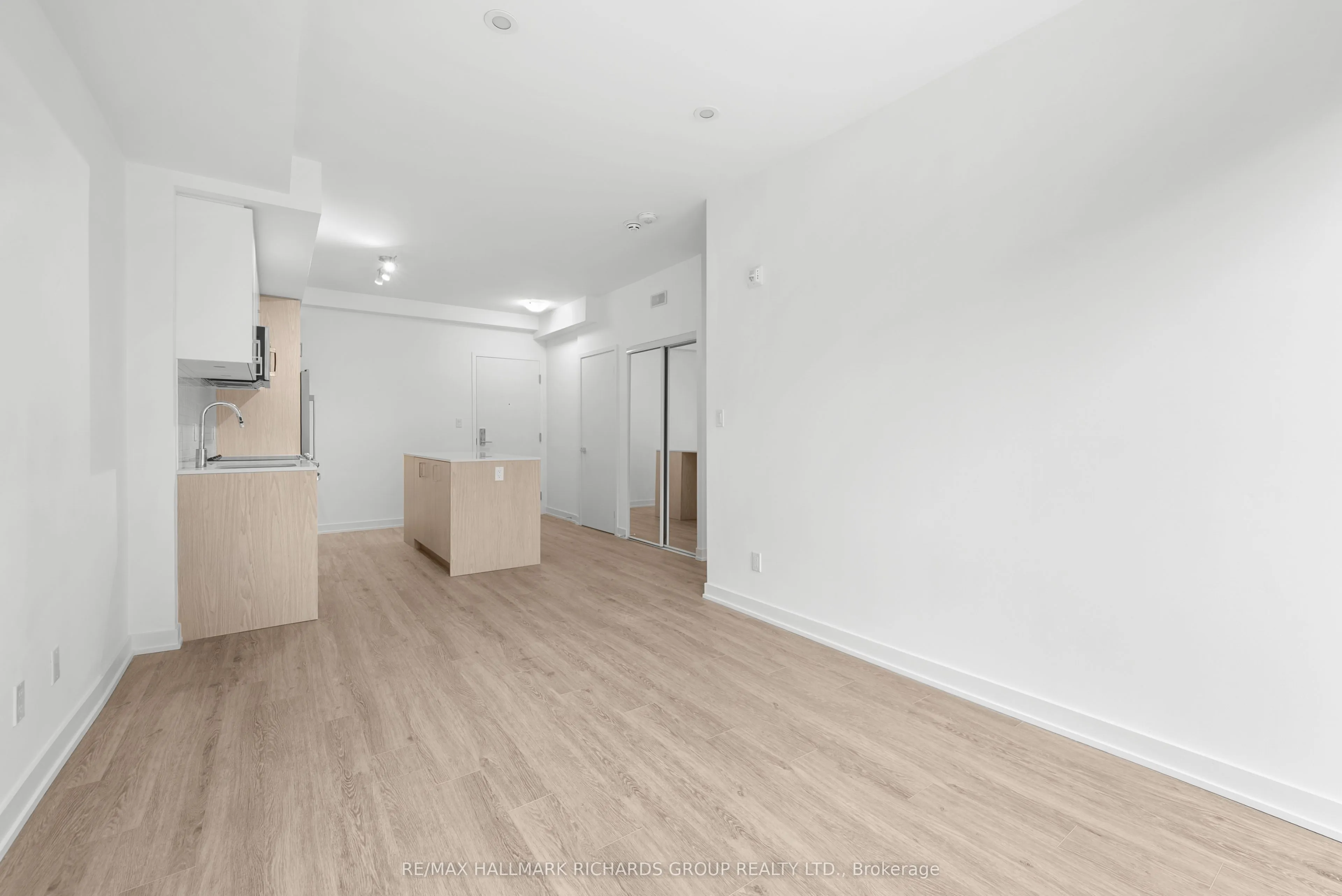 35 Birchcliff Avenue #48