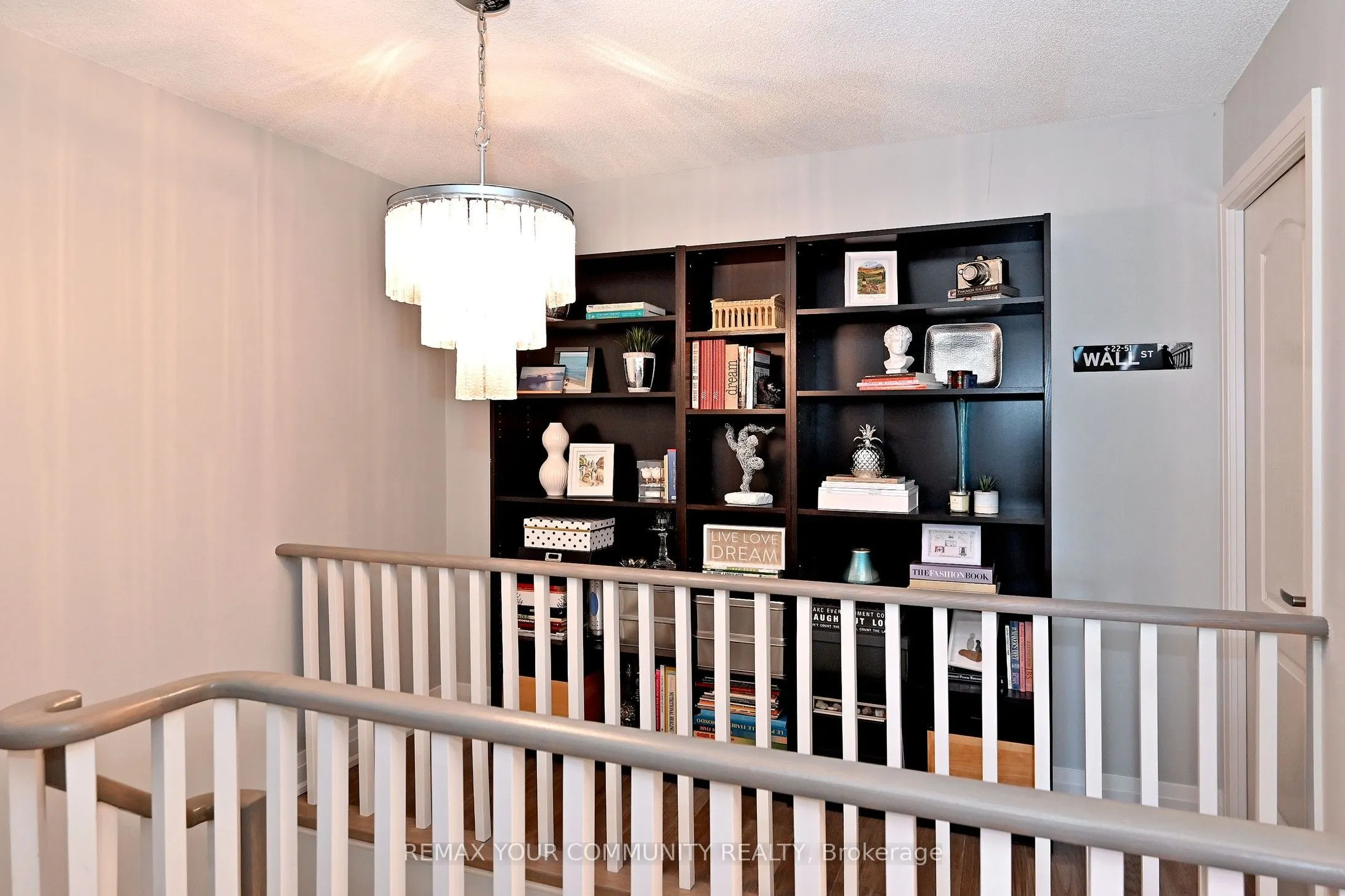 1400 The Esplanade N #805