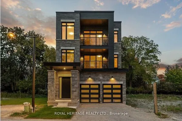 25 Inverlynn Way