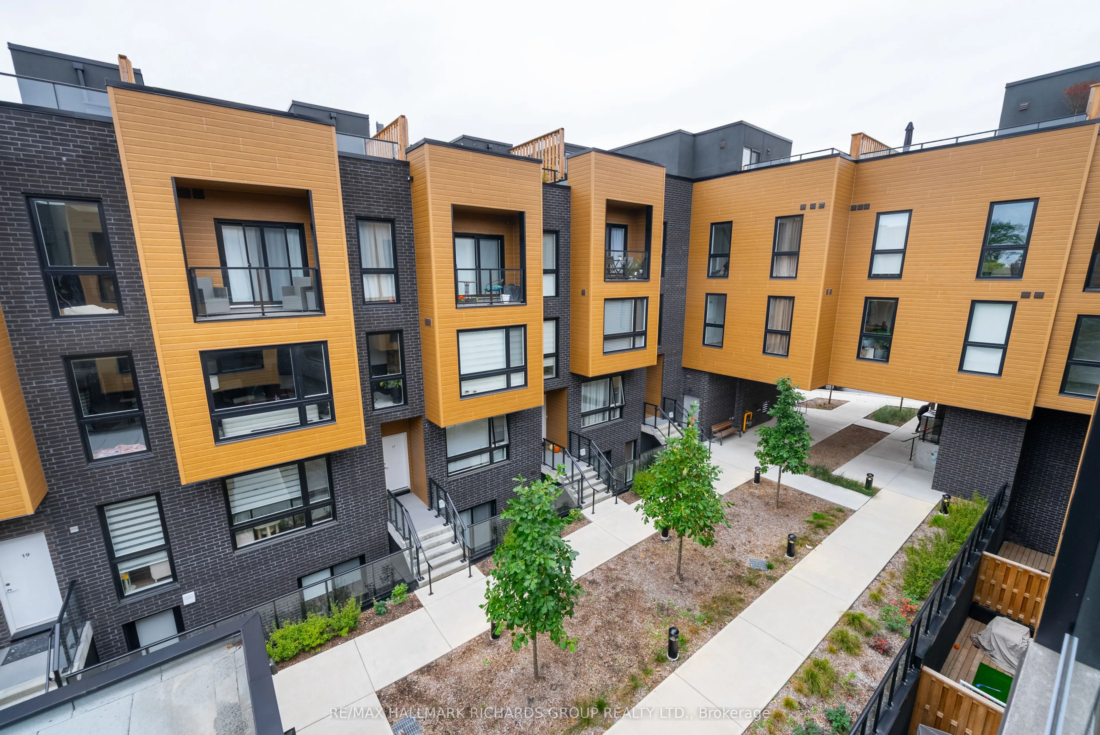 35 Birchcliff Avenue #22