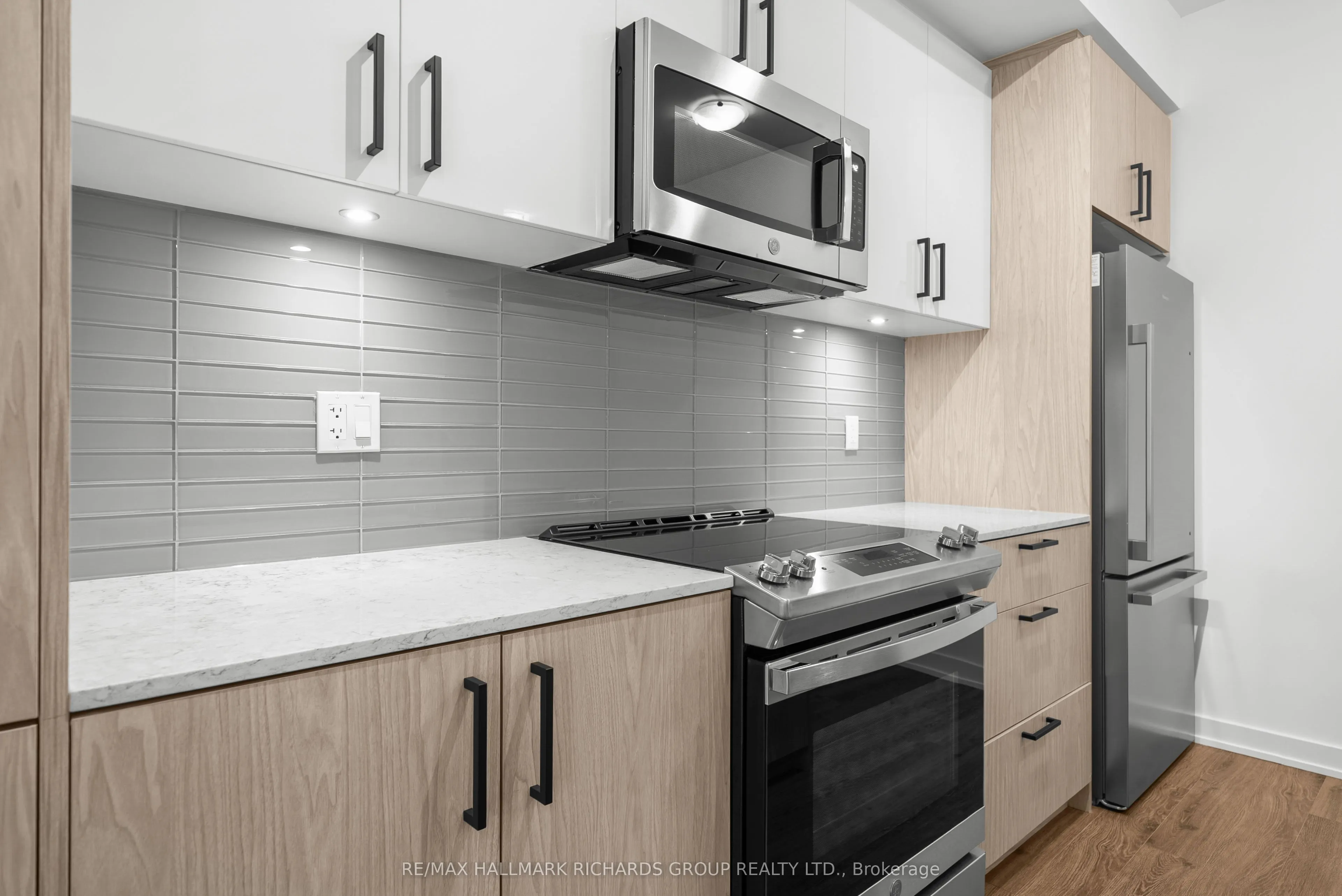 35 Birchcliff Avenue #22